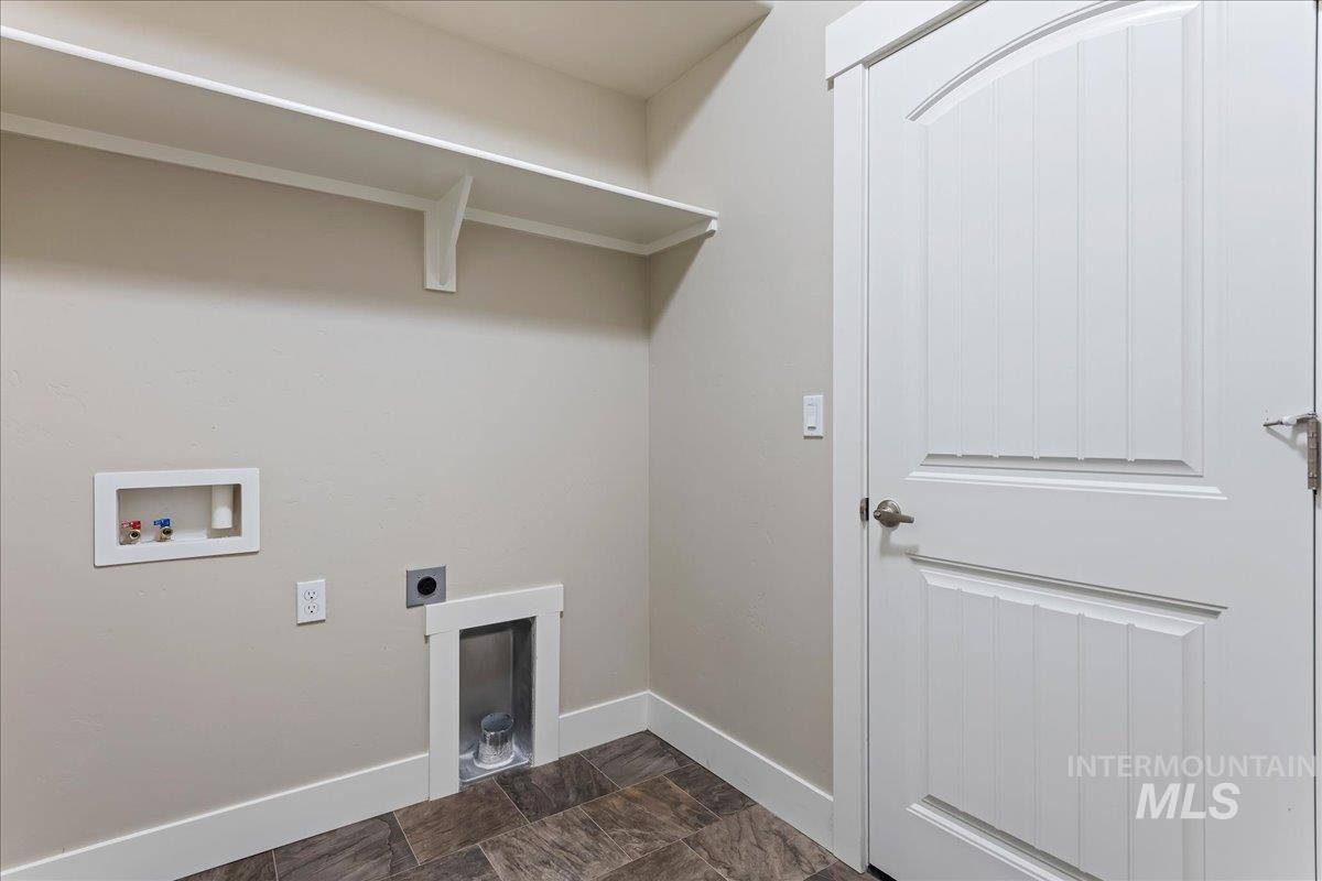 2039 N Bull Whip Ave., Middleton, Idaho 83644, 4 Bedrooms, 3.5 Bathrooms, Residential For Sale, Price $649,990, 98976010