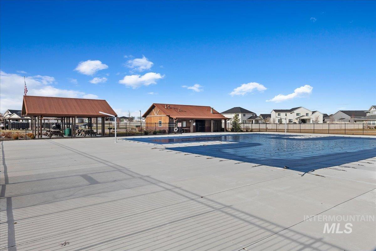 2039 N Bull Whip Ave., Middleton, Idaho 83644, 4 Bedrooms, 3.5 Bathrooms, Residential For Sale, Price $649,990, 98976010