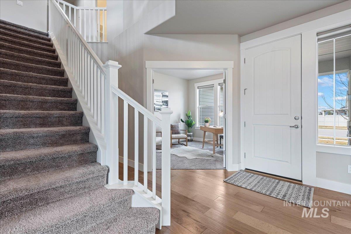 2039 N Bull Whip Ave., Middleton, Idaho 83644, 4 Bedrooms, 3.5 Bathrooms, Residential For Sale, Price $649,990, 98976010