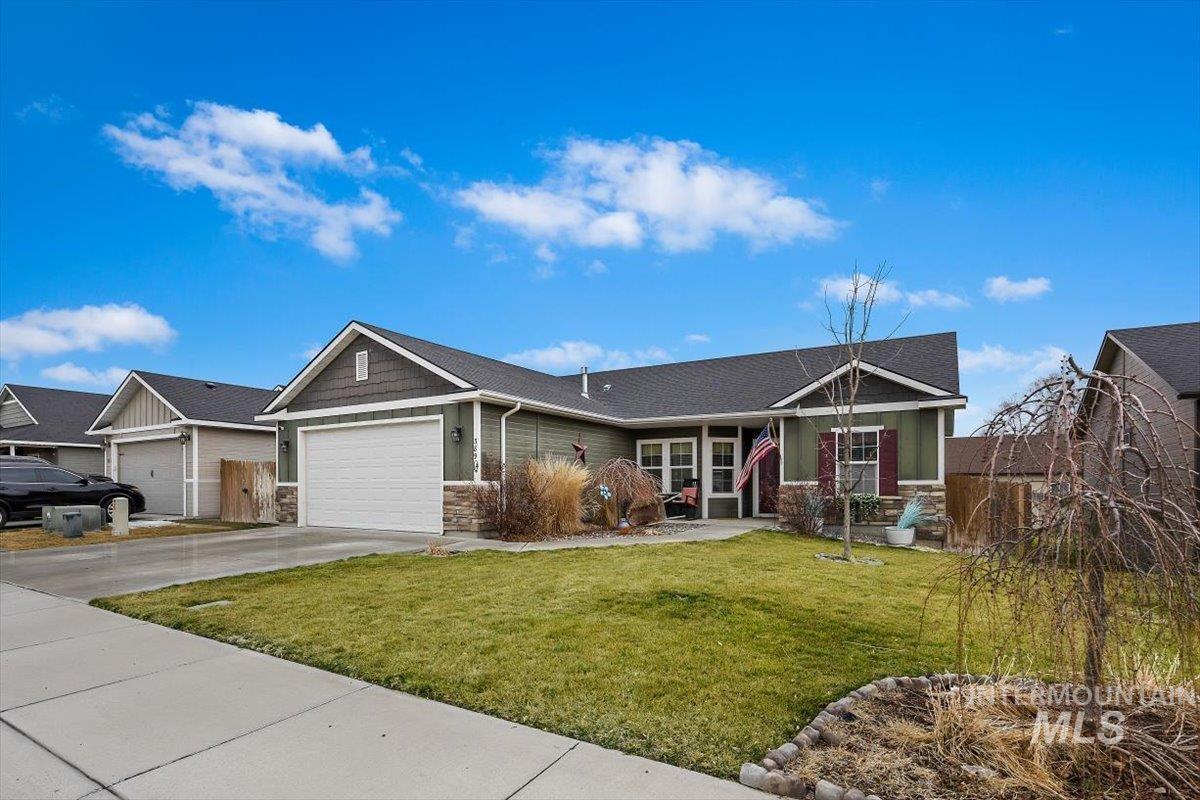 389 Arrow St, Twin Falls, Idaho 83301, 3 Bedrooms, 2 Bathrooms, Residential For Sale, Price $363,000, 98976014