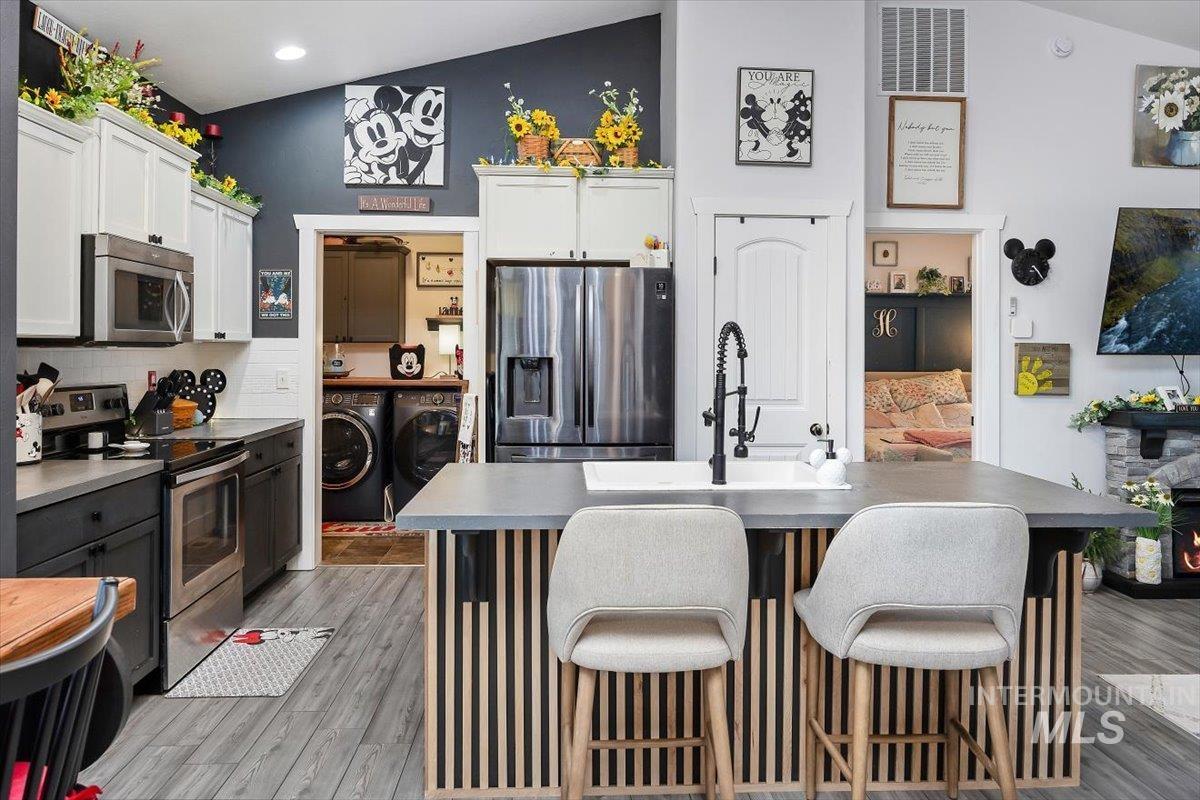 389 Arrow St, Twin Falls, Idaho 83301, 3 Bedrooms, 2 Bathrooms, Residential For Sale, Price $363,000, 98976014