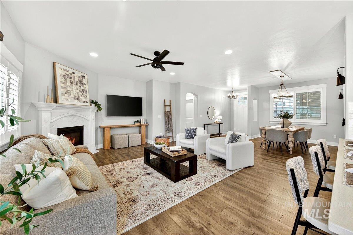 5903 W Mattawa Dr., Meridian, Idaho 83646, 4 Bedrooms, 2 Bathrooms, Residential For Sale, Price $630,000, 98976015