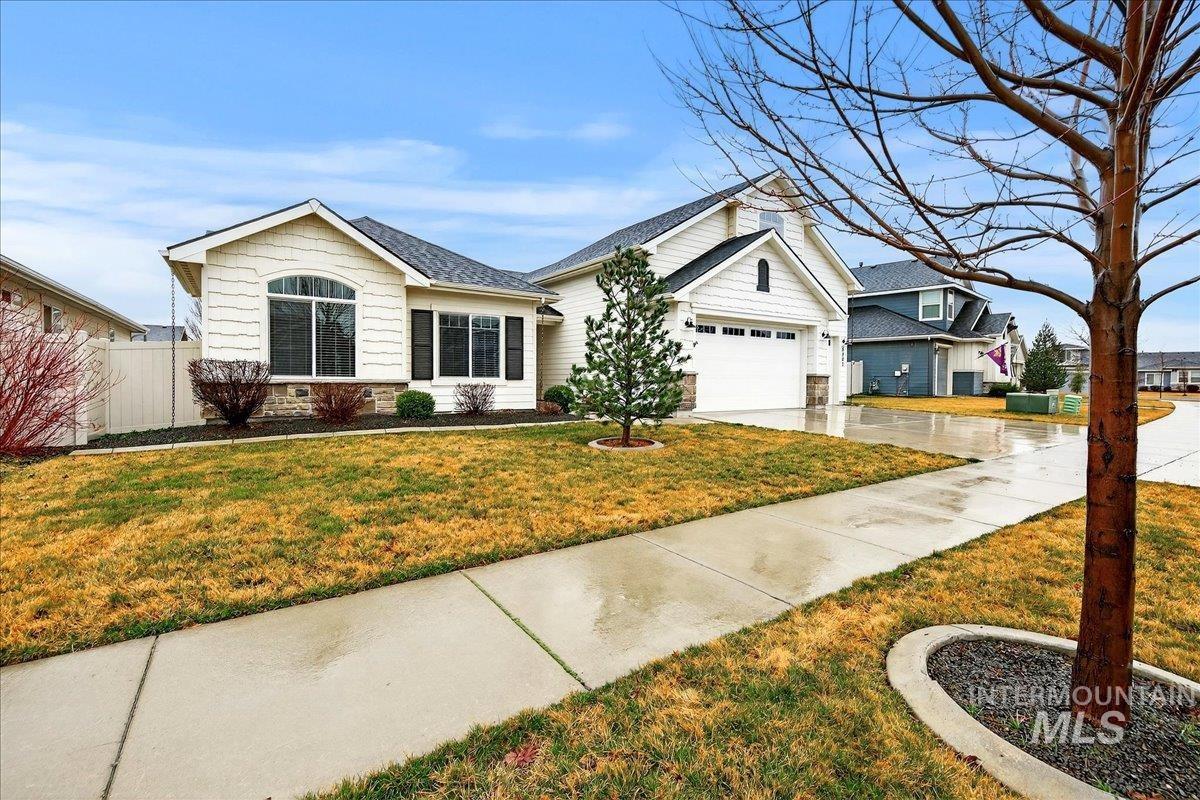 5903 W Mattawa Dr., Meridian, Idaho 83646, 4 Bedrooms, 2 Bathrooms, Residential For Sale, Price $630,000, 98976015