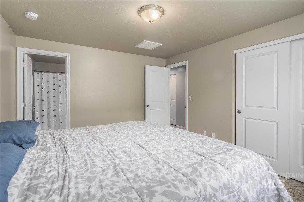 1512 White Fish Lake St, Caldwell, Idaho 83607, 3 Bedrooms, 2 Bathrooms, Residential For Sale, Price $355,000, 98976017