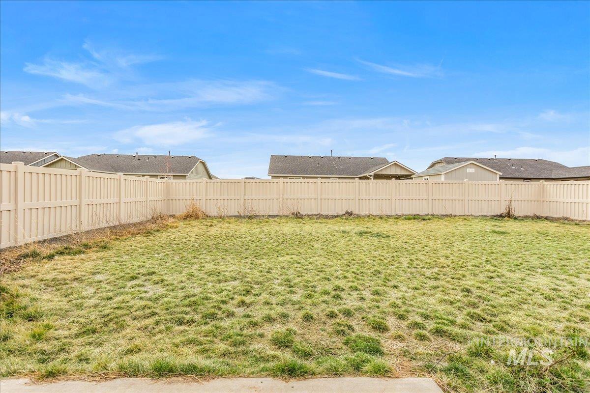 1512 White Fish Lake St, Caldwell, Idaho 83607, 3 Bedrooms, 2 Bathrooms, Residential For Sale, Price $355,000, 98976017