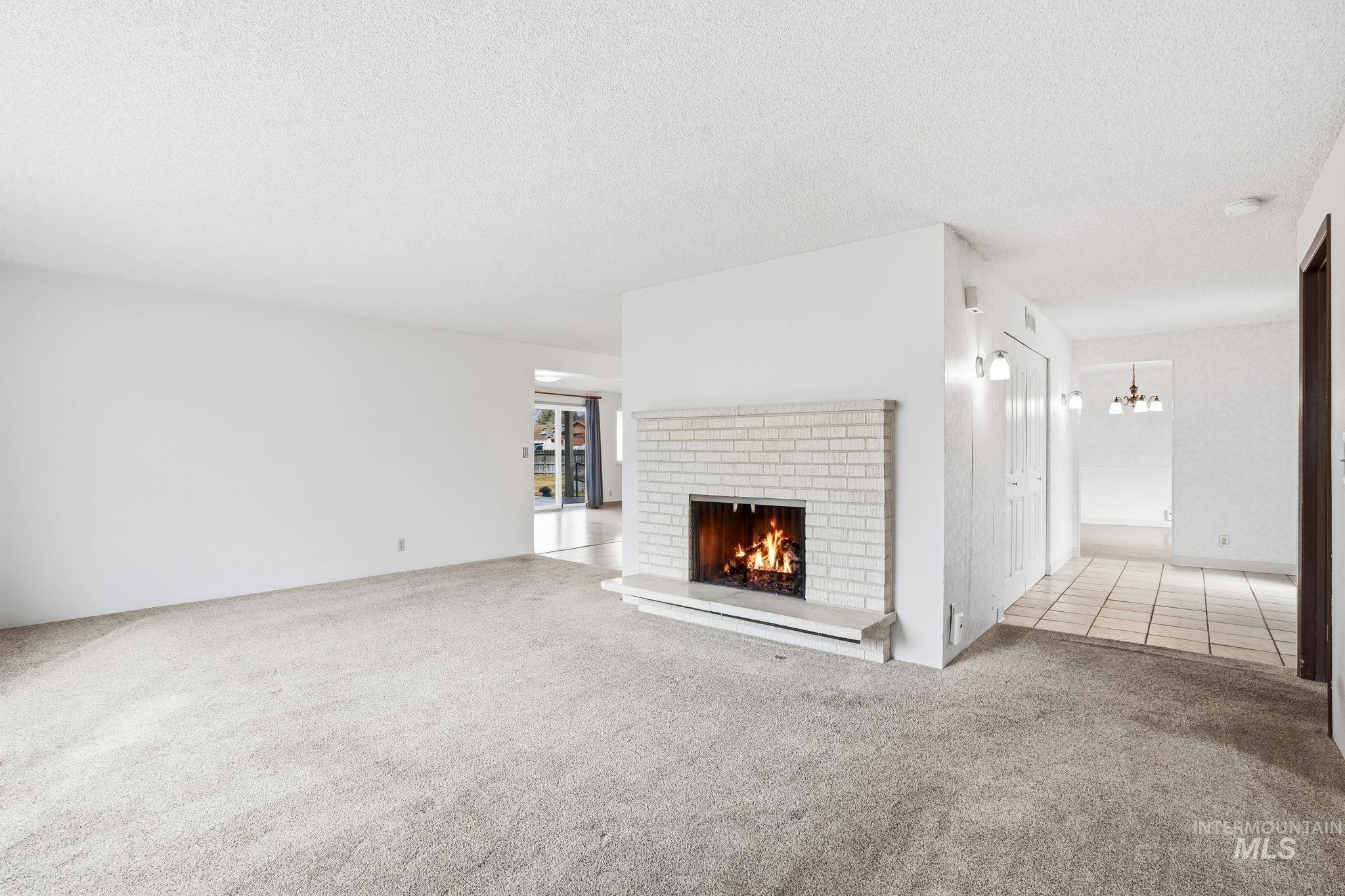 10860 W Mohawk, Boise, Idaho 83709, 4 Bedrooms, 2 Bathrooms, Residential For Sale, Price $600,000, 98976018