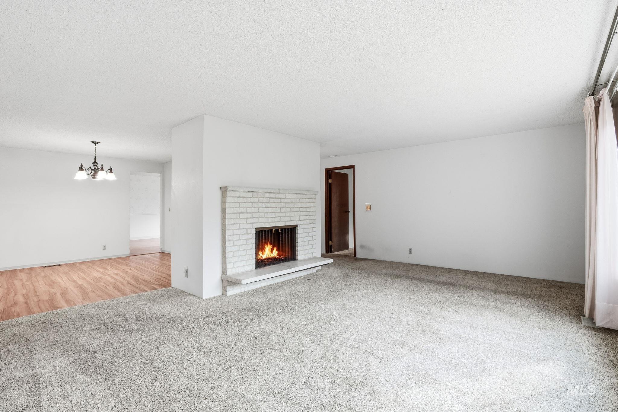 10860 W Mohawk, Boise, Idaho 83709, 4 Bedrooms, 2 Bathrooms, Residential For Sale, Price $600,000, 98976018