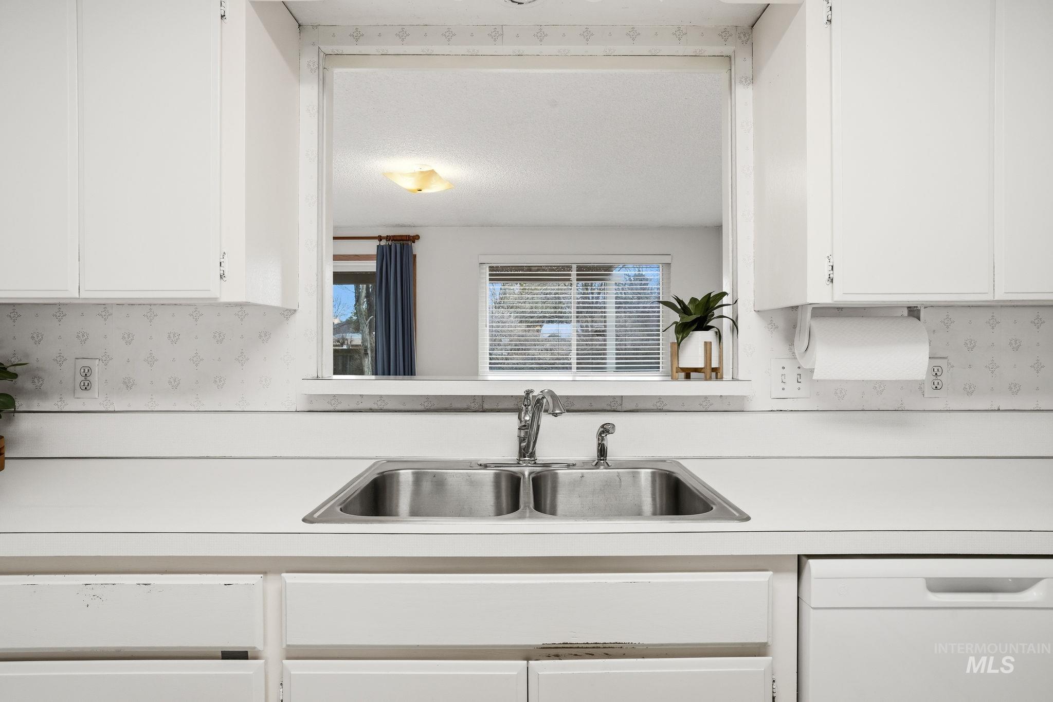 10860 W Mohawk, Boise, Idaho 83709, 4 Bedrooms, 2 Bathrooms, Residential For Sale, Price $600,000, 98976018