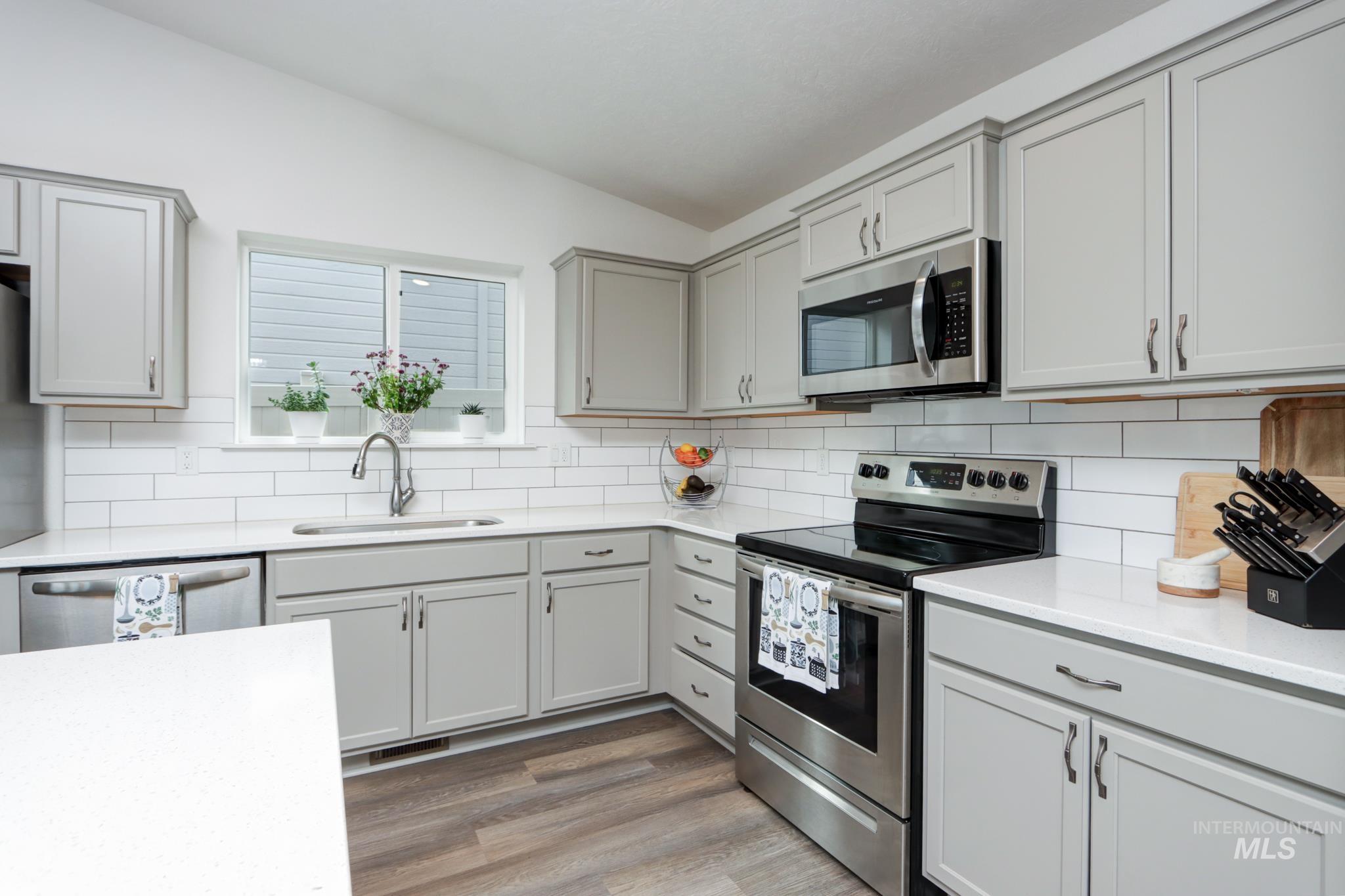 3374 S Rosa Parks Way, Nampa, Idaho 83686, 3 Bedrooms, 2 Bathrooms, Residential For Sale, Price $415,000, 98976020