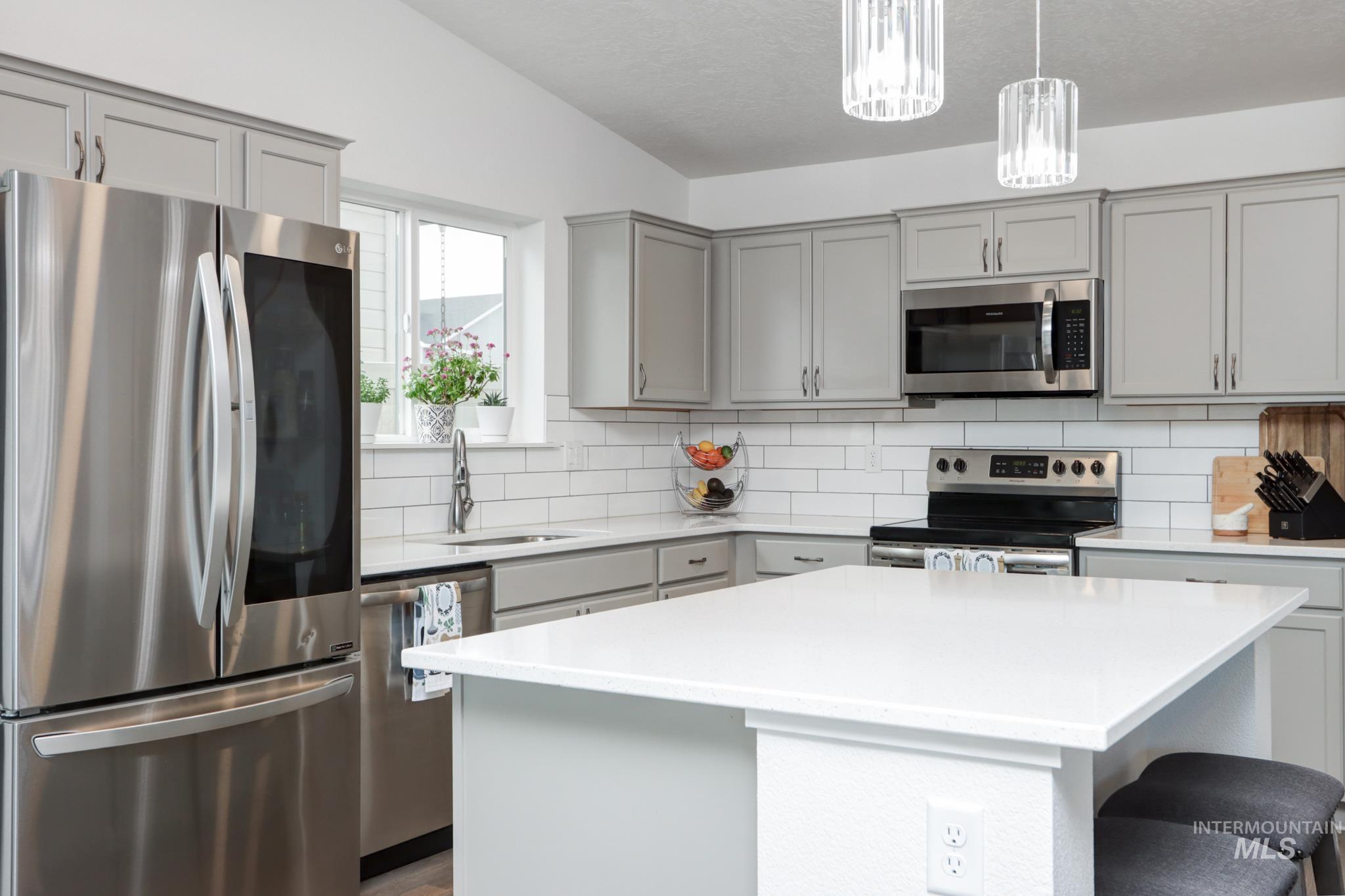 3374 S Rosa Parks Way, Nampa, Idaho 83686, 3 Bedrooms, 2 Bathrooms, Residential For Sale, Price $415,000, 98976020