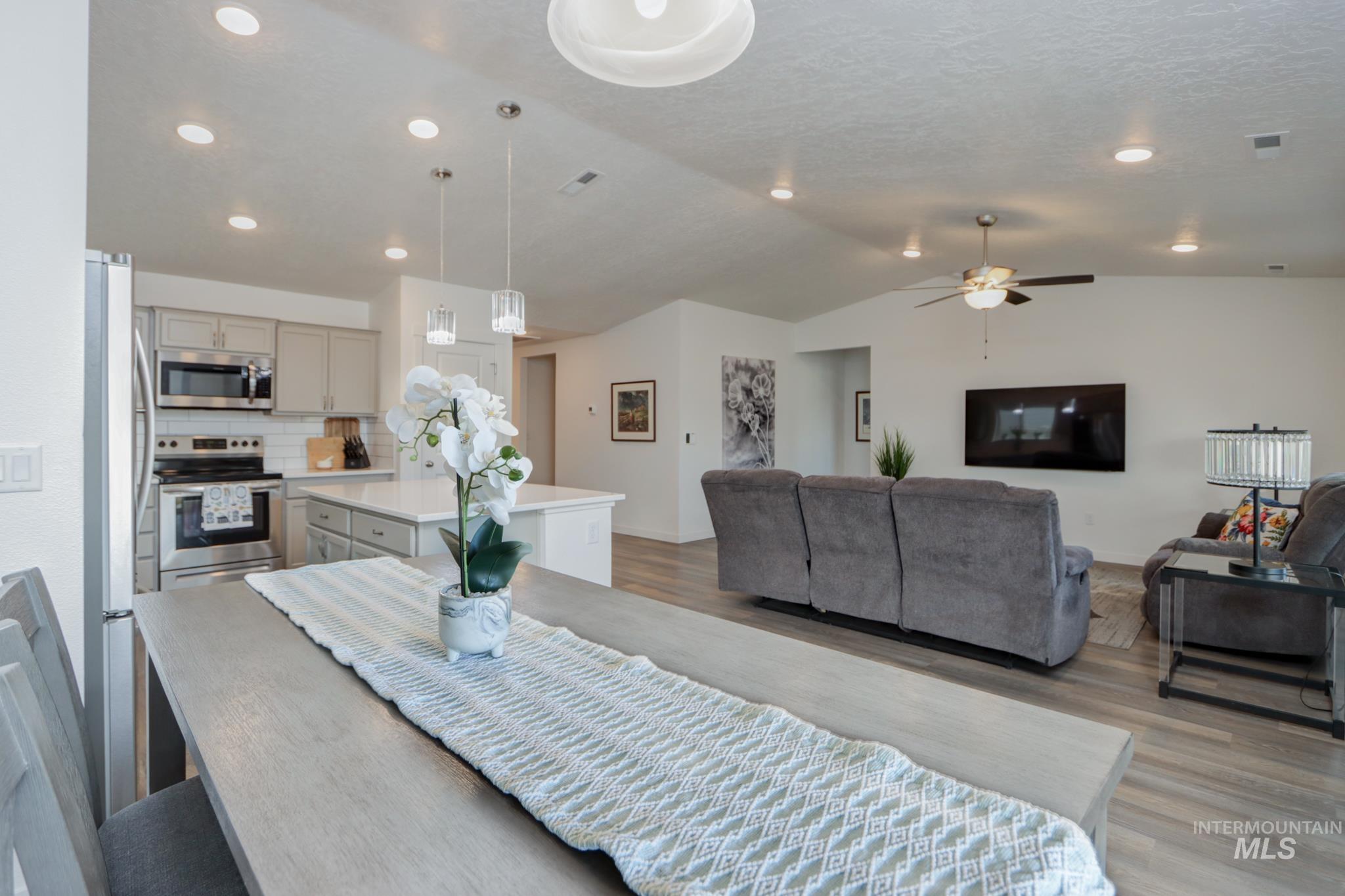 3374 S Rosa Parks Way, Nampa, Idaho 83686, 3 Bedrooms, 2 Bathrooms, Residential For Sale, Price $415,000, 98976020