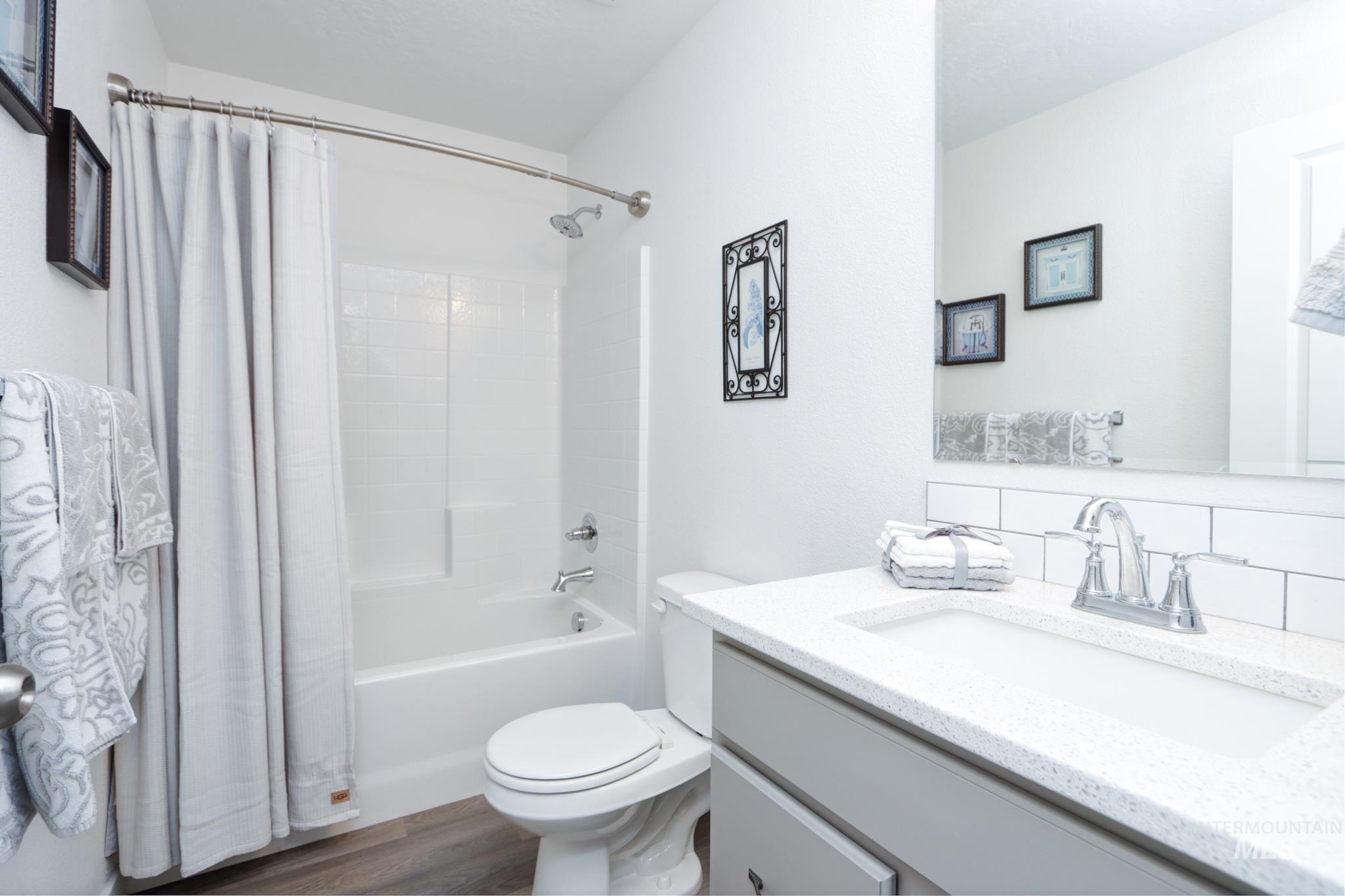 3374 S Rosa Parks Way, Nampa, Idaho 83686, 3 Bedrooms, 2 Bathrooms, Residential For Sale, Price $415,000, 98976020