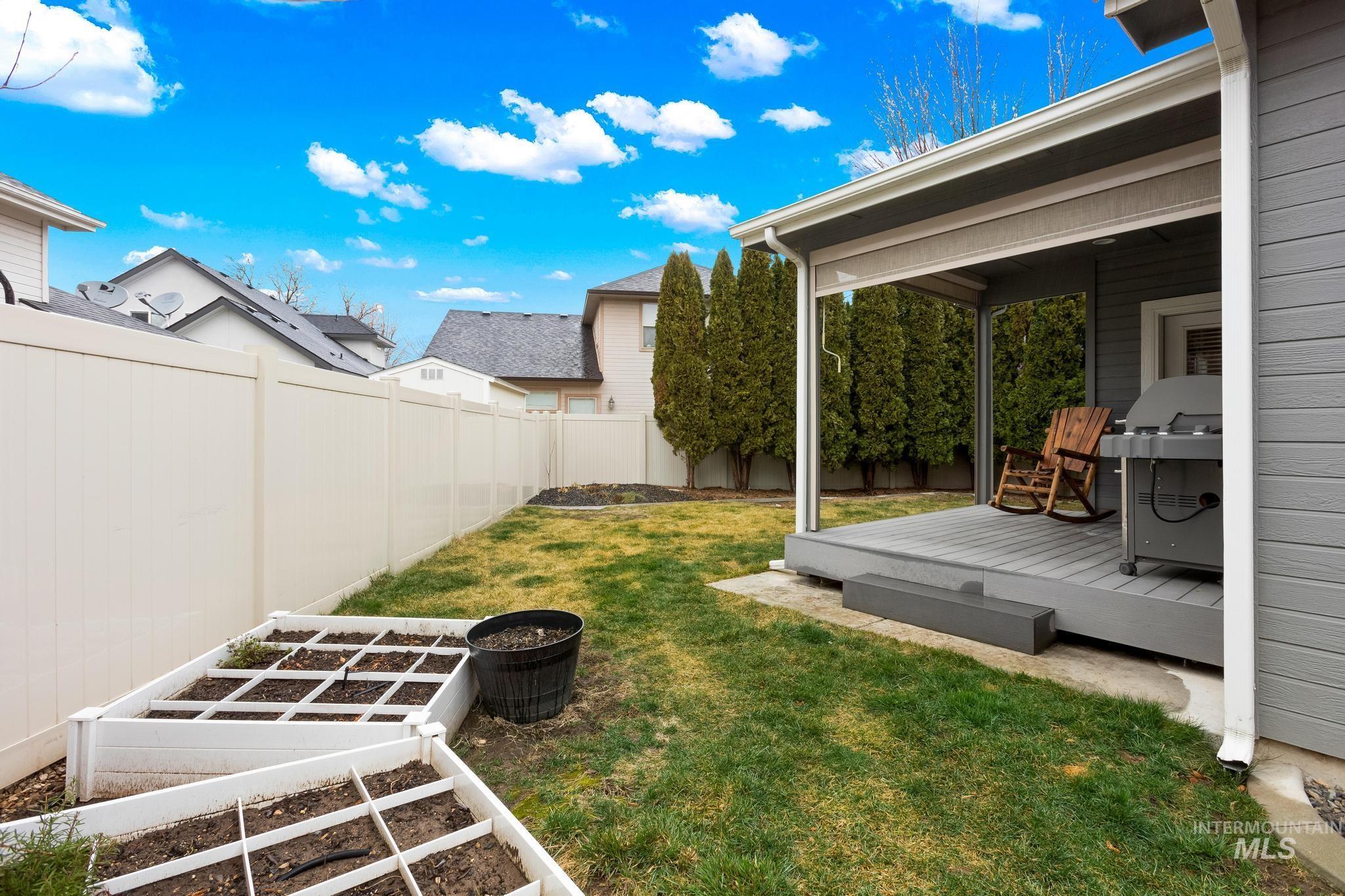 242 E Ryegate Dr, Meridian, Idaho 83646, 3 Bedrooms, 2 Bathrooms, Residential For Sale, Price $485,000, 98976021