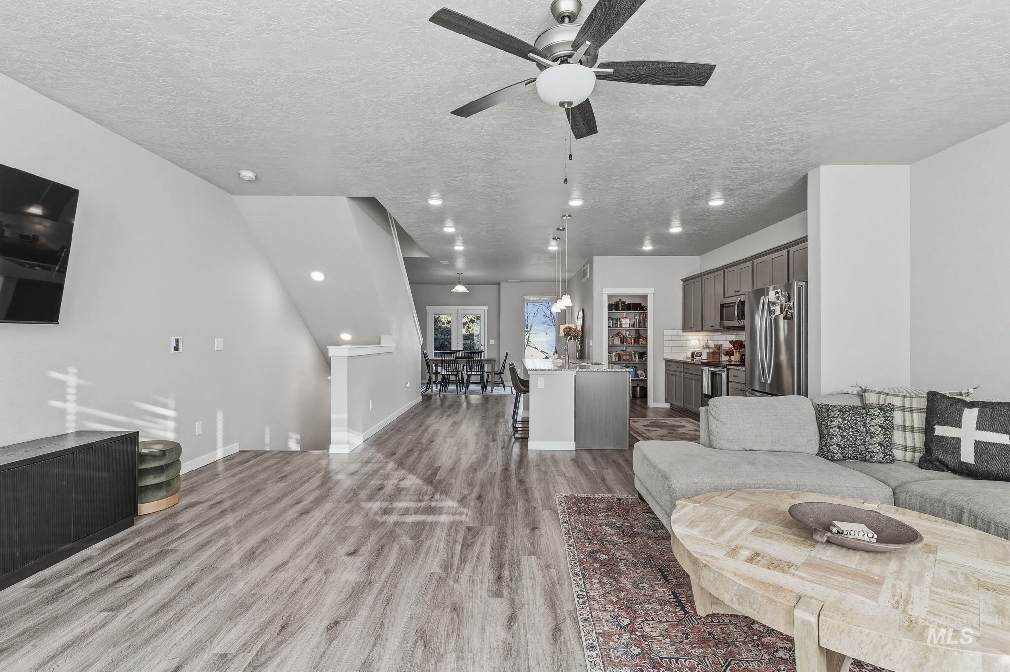 3126 N Network Lane, Boise, Idaho 83704, 4 Bedrooms, 3.5 Bathrooms, Residential For Sale, Price $455,900, 98976022