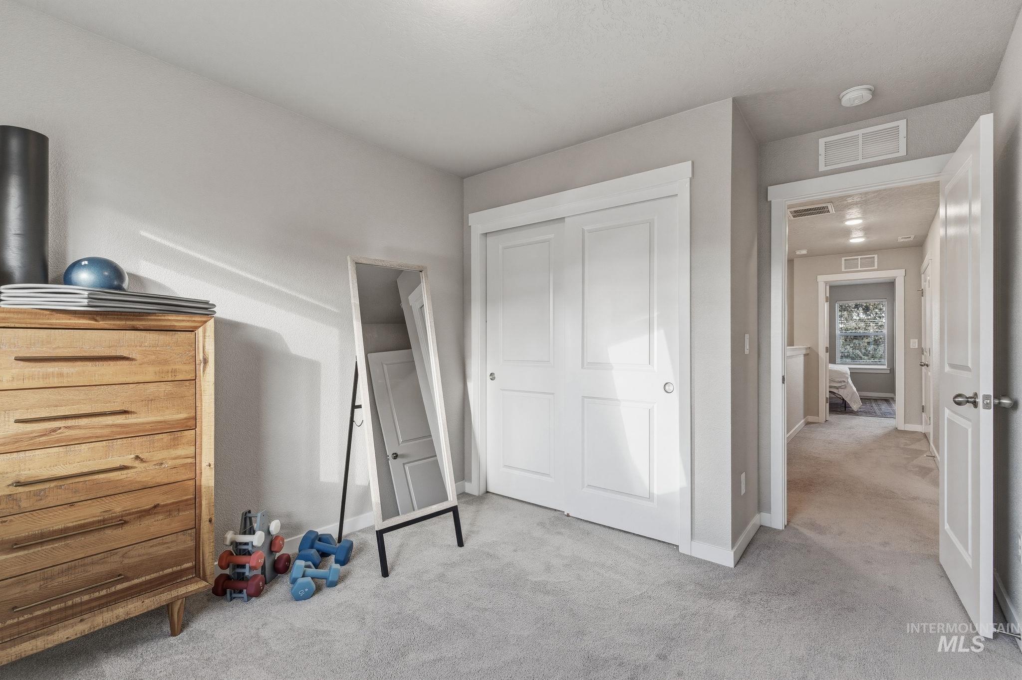 3126 N Network Lane, Boise, Idaho 83704, 4 Bedrooms, 3.5 Bathrooms, Residential For Sale, Price $455,900, 98976022