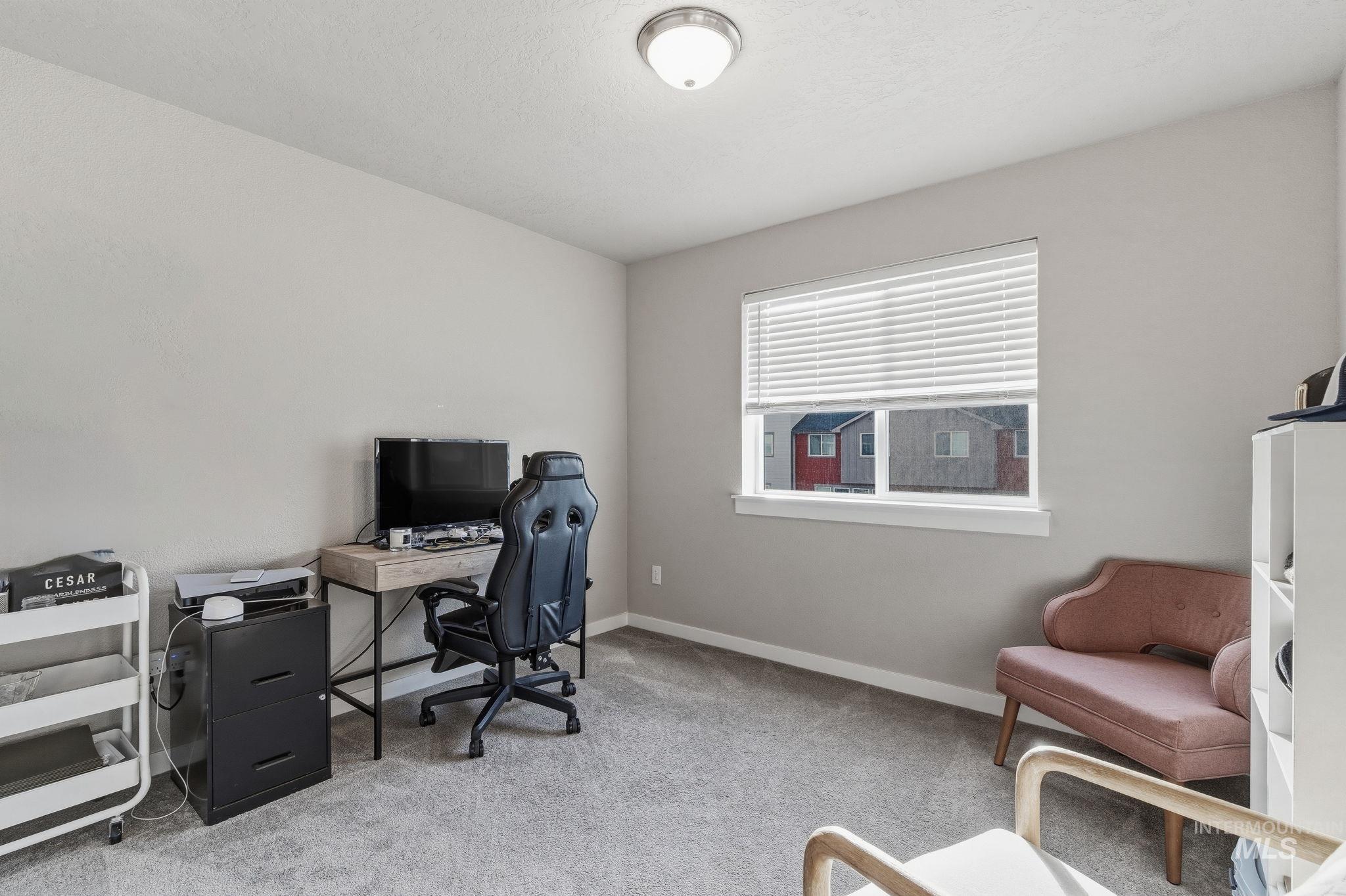 3126 N Network Lane, Boise, Idaho 83704, 4 Bedrooms, 3.5 Bathrooms, Residential For Sale, Price $455,900, 98976022