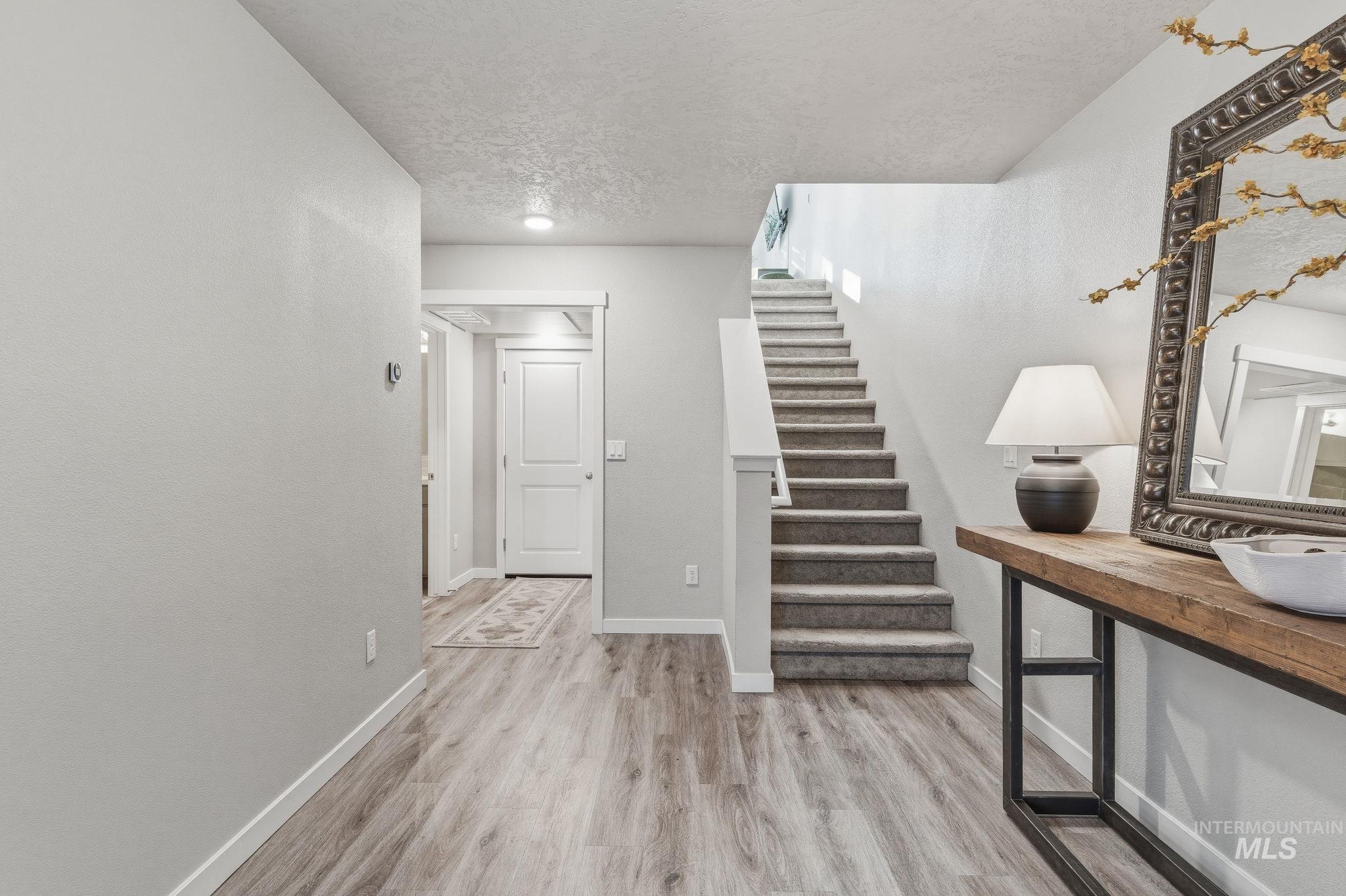 3126 N Network Lane, Boise, Idaho 83704, 4 Bedrooms, 3.5 Bathrooms, Residential For Sale, Price $455,900, 98976022