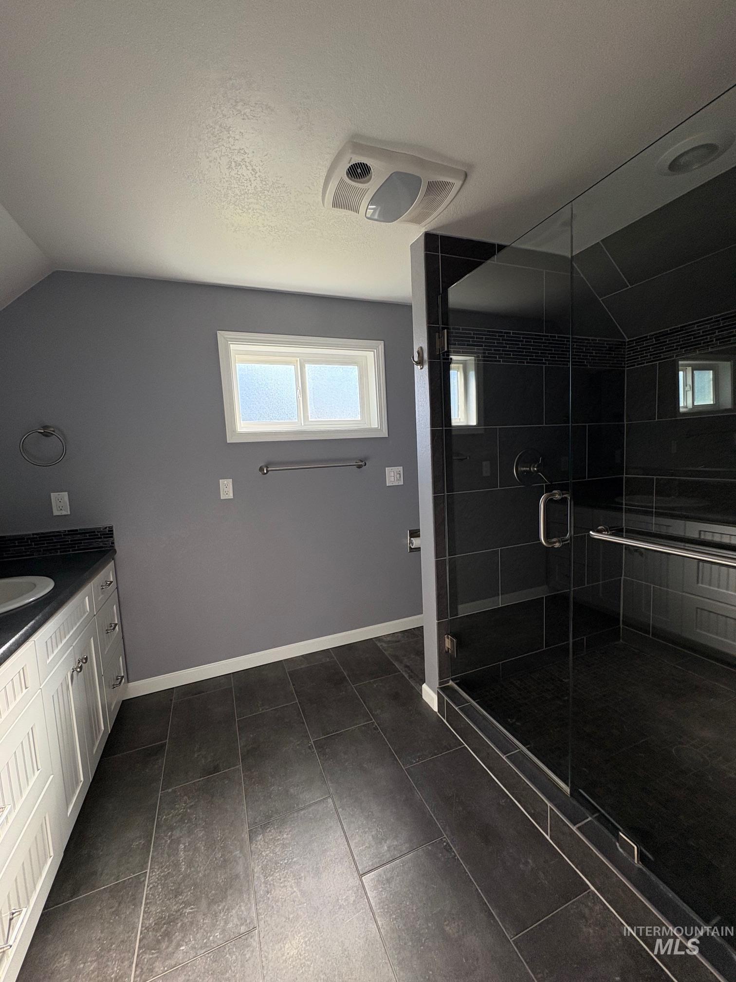 1302 4th Street, Clarkston, Washington 99403, 4 Bedrooms, 2 Bathrooms, Residential For Sale, Price $417,000, 98976023