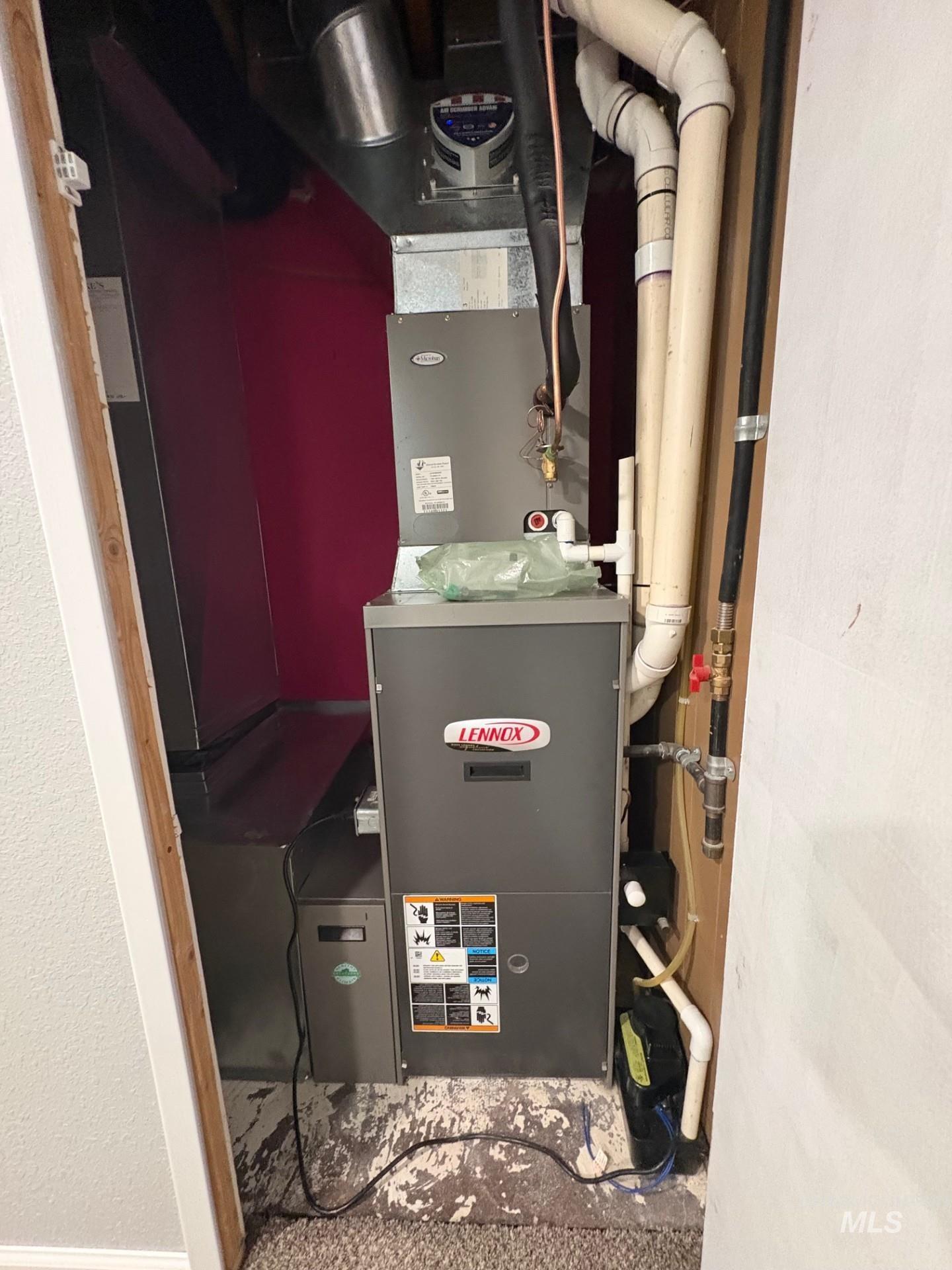 1302 4th Street, Clarkston, Washington 99403, 4 Bedrooms, 2 Bathrooms, Residential For Sale, Price $417,000, 98976023