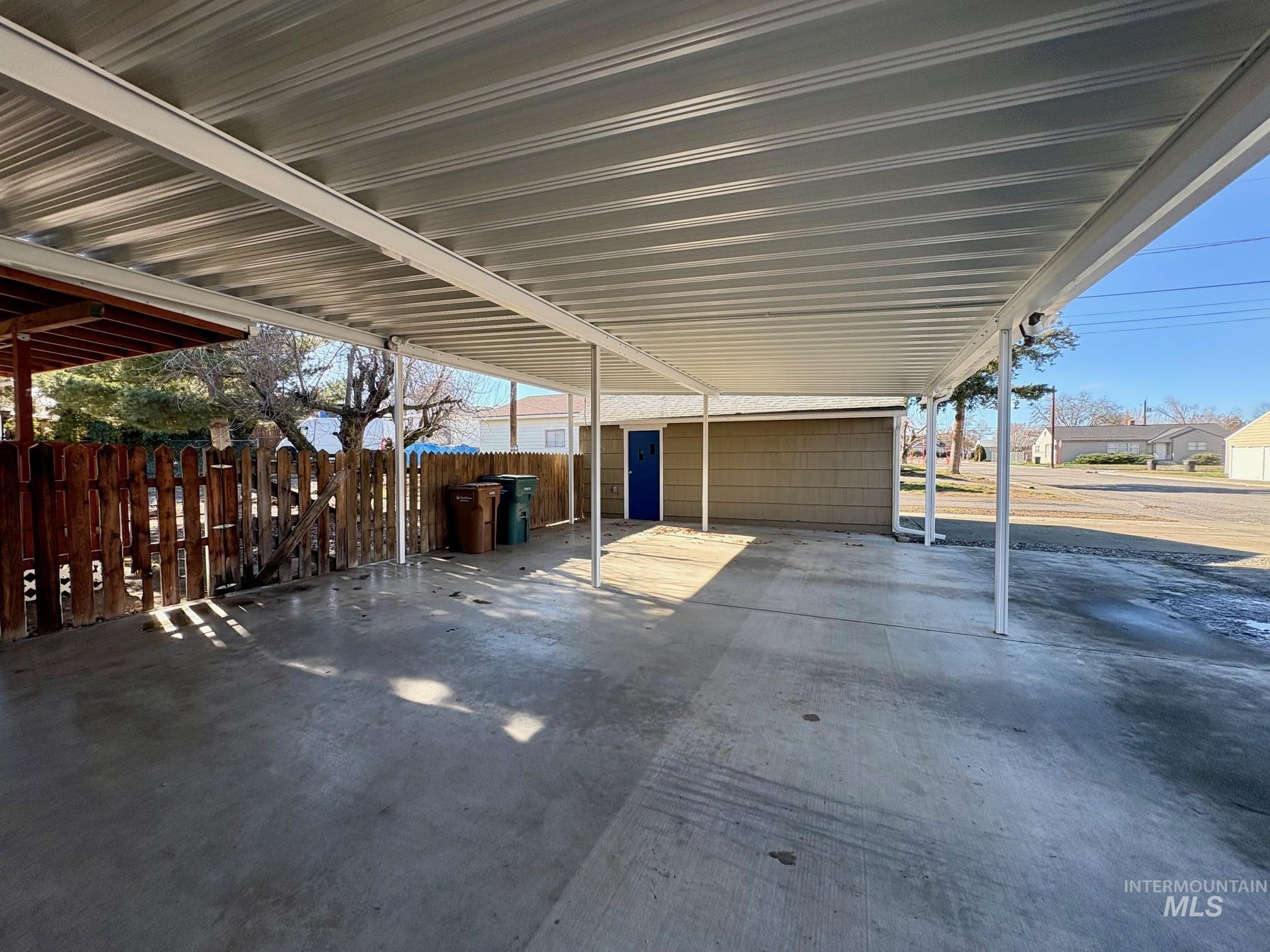 1302 4th Street, Clarkston, Washington 99403, 4 Bedrooms, 2 Bathrooms, Residential For Sale, Price $417,000, 98976023