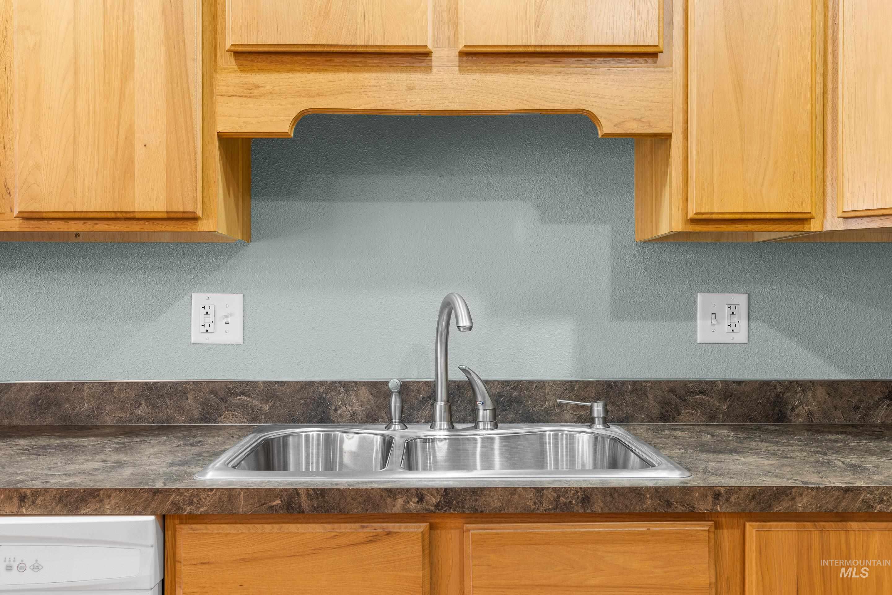 4300 W Pasadena Dr Apt 35, Boise, Idaho 83705-5079, 2 Bedrooms, 2 Bathrooms, Residential For Sale, Price $419,900, 98976024