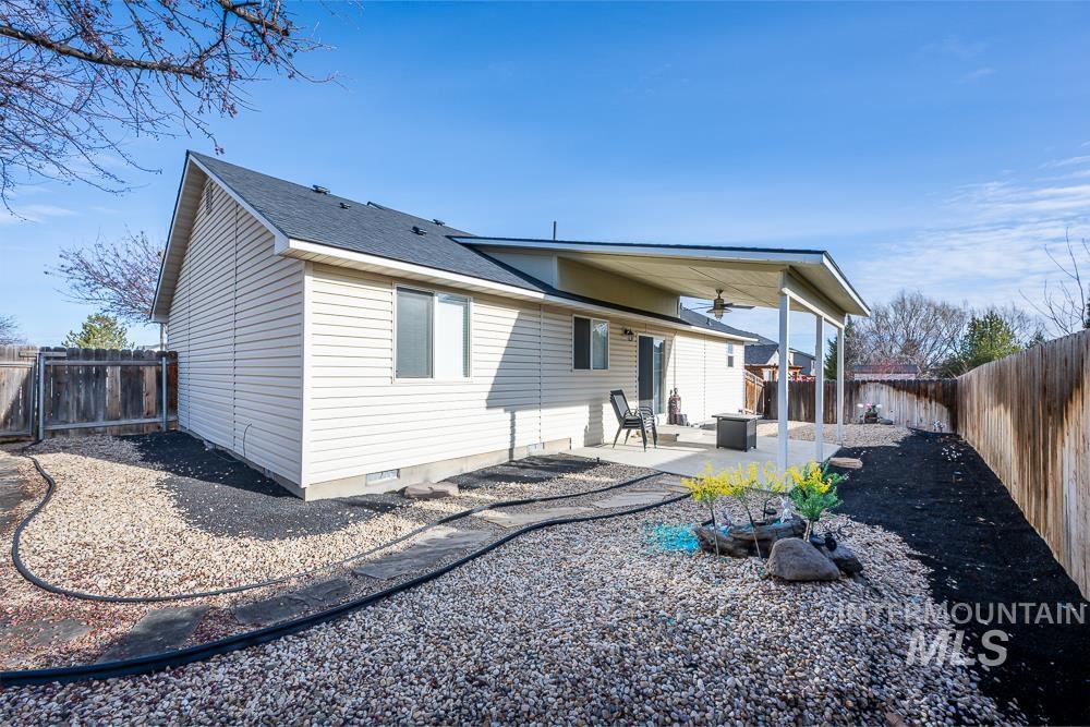 3340 S Malad Dr, Nampa, Idaho 83686, 3 Bedrooms, 2 Bathrooms, Residential For Sale, Price $360,000, 98976025