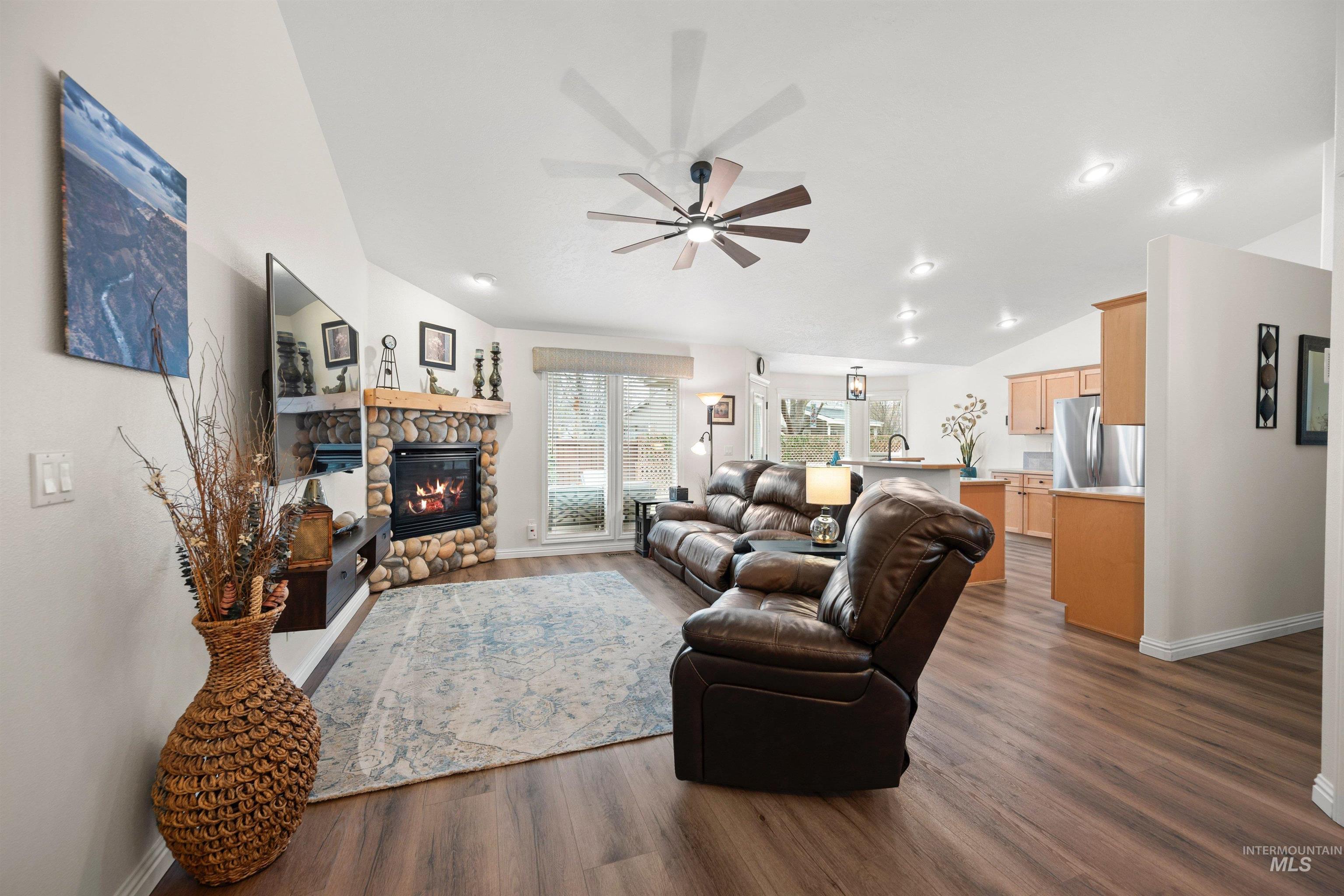 1971 W Puzzle Creek Drive, Meridian, Idaho 83646, 4 Bedrooms, 3 Bathrooms, Residential For Sale, Price $639,000, 98976026