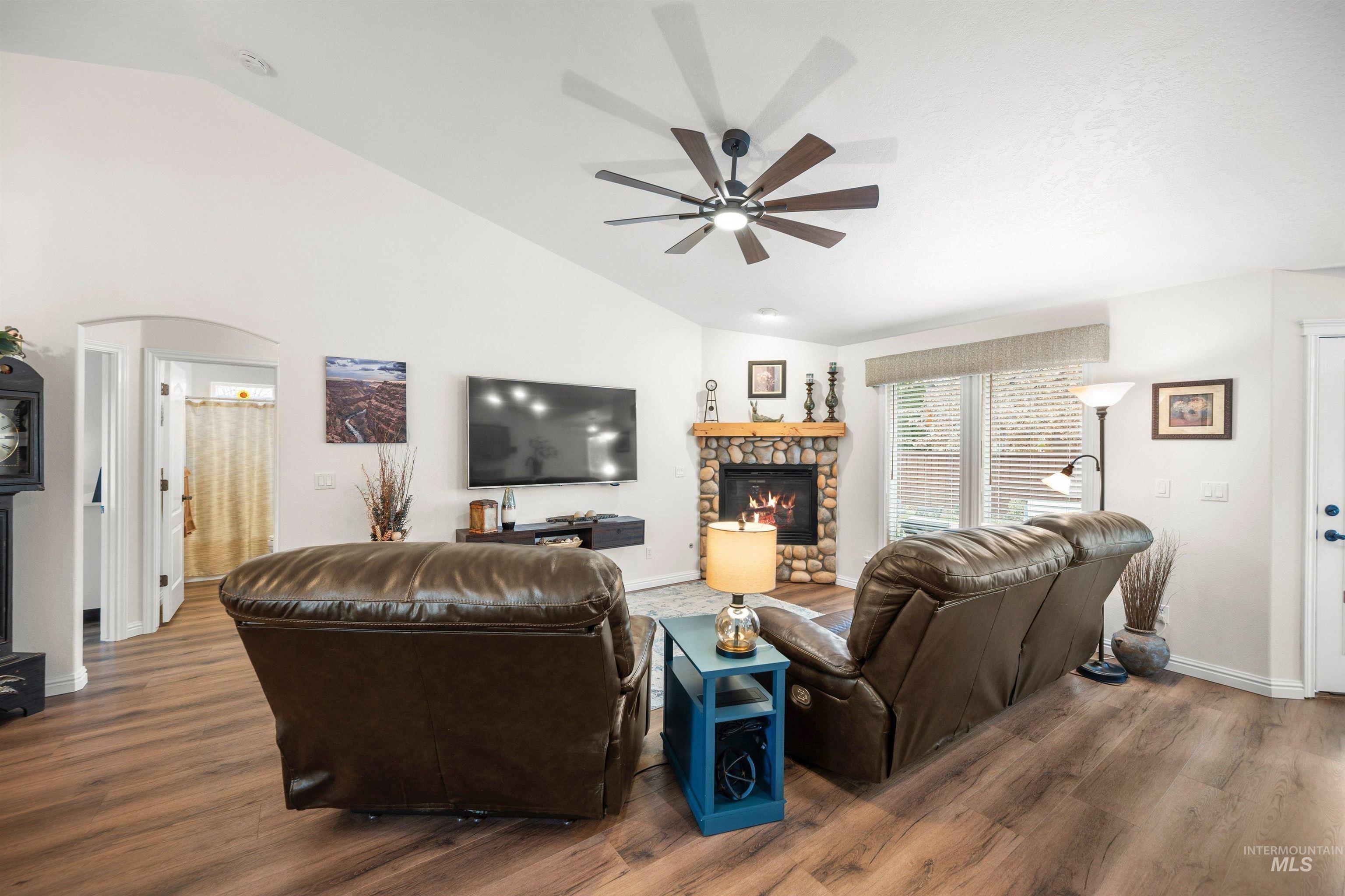 1971 W Puzzle Creek Drive, Meridian, Idaho 83646, 4 Bedrooms, 3 Bathrooms, Residential For Sale, Price $639,000, 98976026