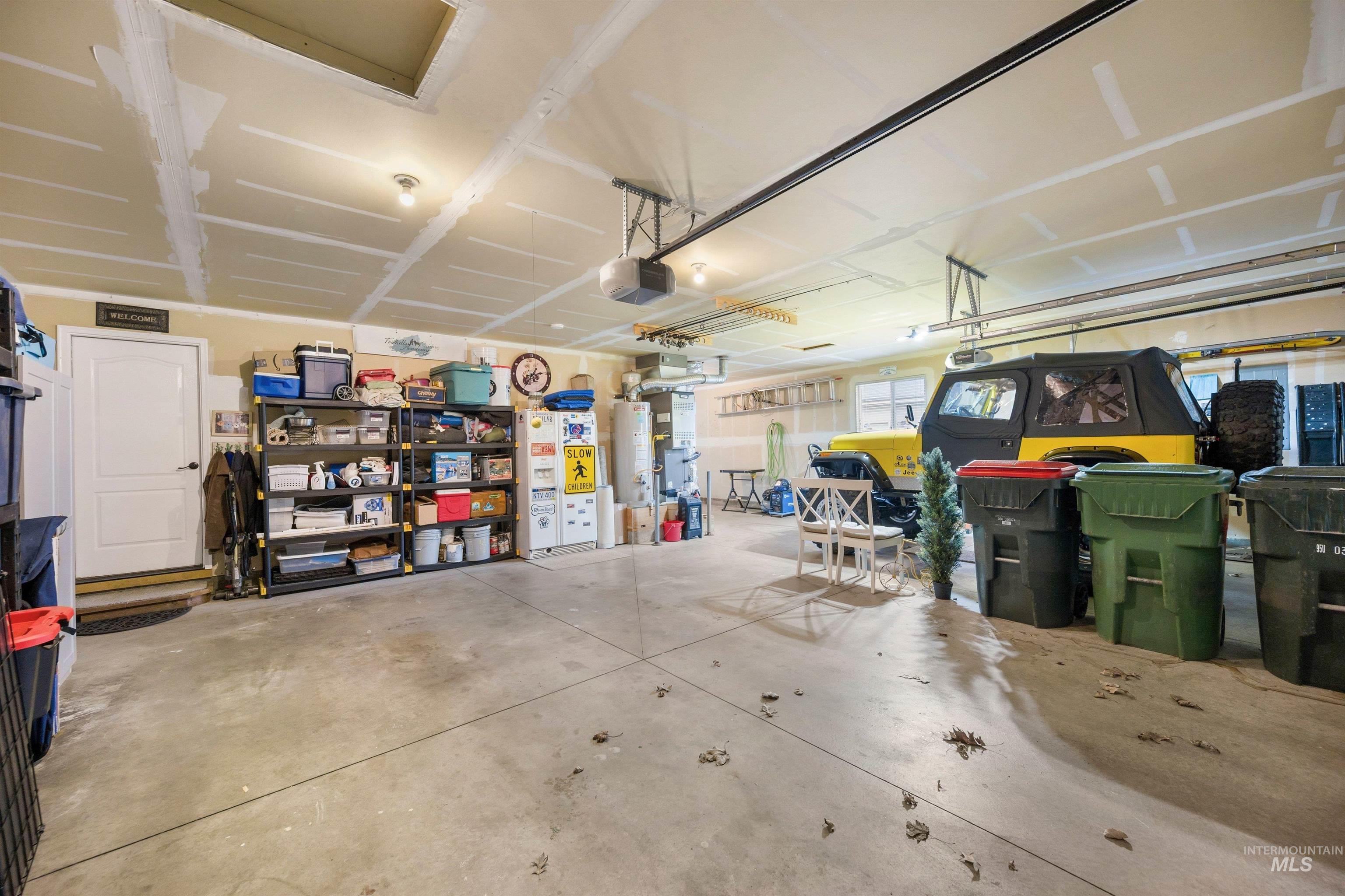 1971 W Puzzle Creek Drive, Meridian, Idaho 83646, 4 Bedrooms, 3 Bathrooms, Residential For Sale, Price $639,000, 98976026