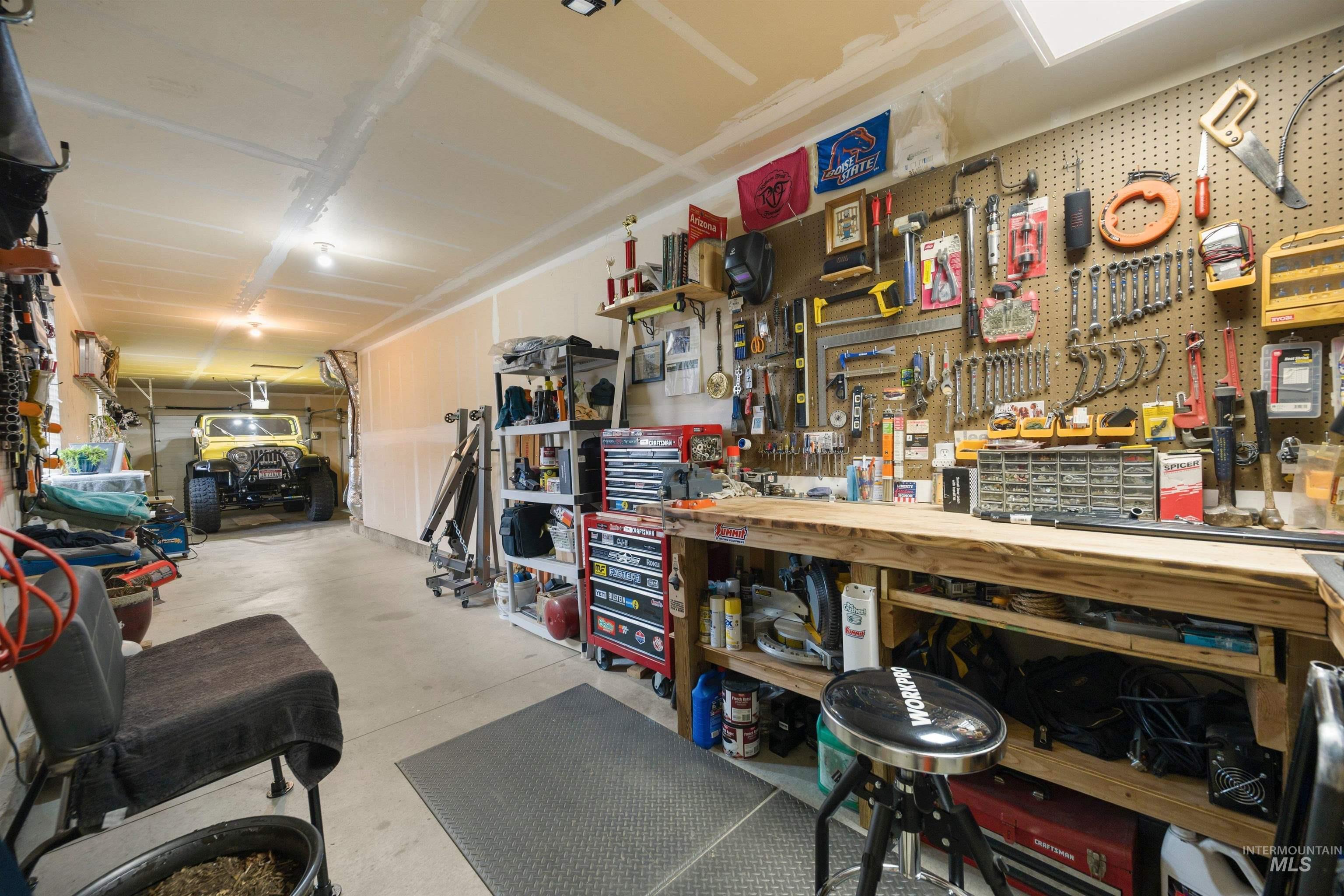 1971 W Puzzle Creek Drive, Meridian, Idaho 83646, 4 Bedrooms, 3 Bathrooms, Residential For Sale, Price $639,000, 98976026