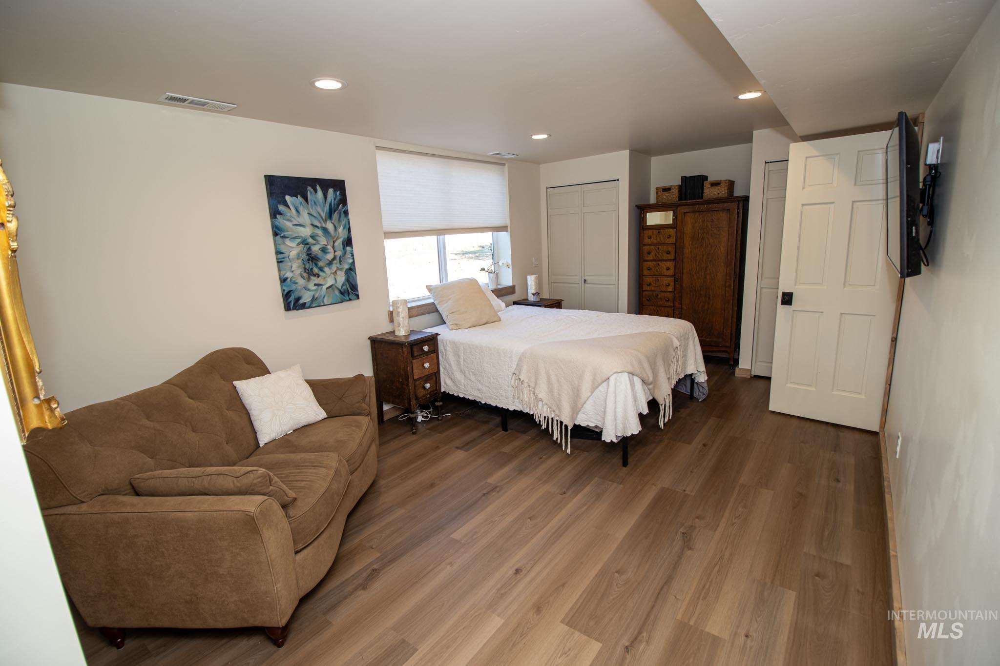 263 Glory Lane, Orofino, Idaho 83544, 4 Bedrooms, 2.5 Bathrooms, Residential For Sale, Price $762,000, 98976028