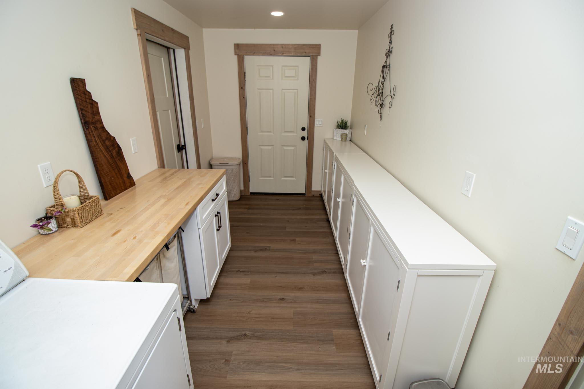 263 Glory Lane, Orofino, Idaho 83544, 4 Bedrooms, 2.5 Bathrooms, Residential For Sale, Price $762,000, 98976028