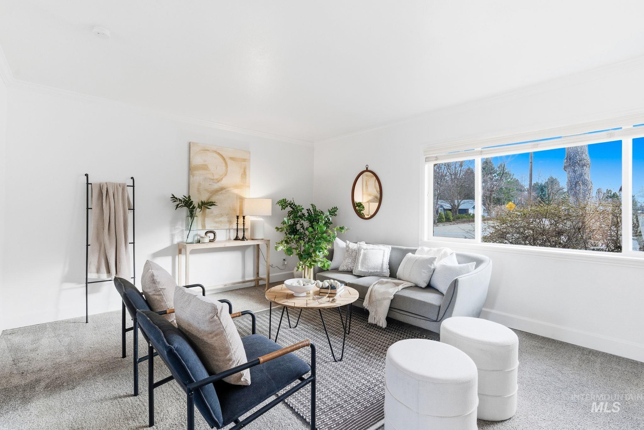 2723 Hillcrest Ln, Caldwell, Idaho 83605, 3 Bedrooms, 2 Bathrooms, Residential For Sale, Price $389,990, 98976029