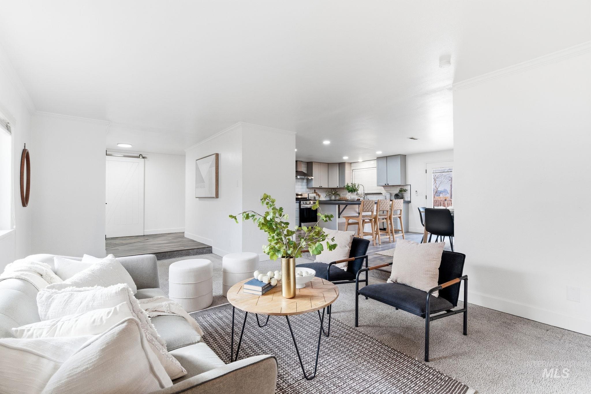 2723 Hillcrest Ln, Caldwell, Idaho 83605, 3 Bedrooms, 2 Bathrooms, Residential For Sale, Price $389,990, 98976029