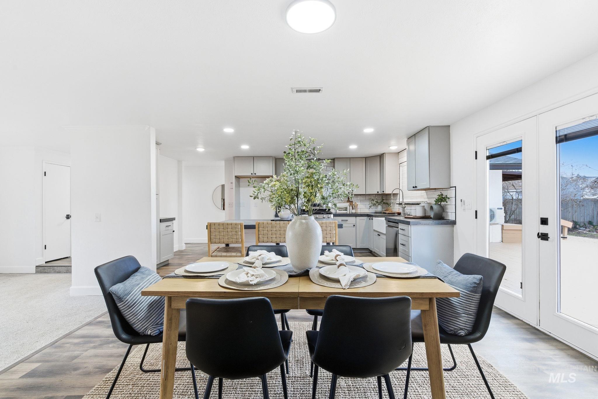 2723 Hillcrest Ln, Caldwell, Idaho 83605, 3 Bedrooms, 2 Bathrooms, Residential For Sale, Price $389,990, 98976029