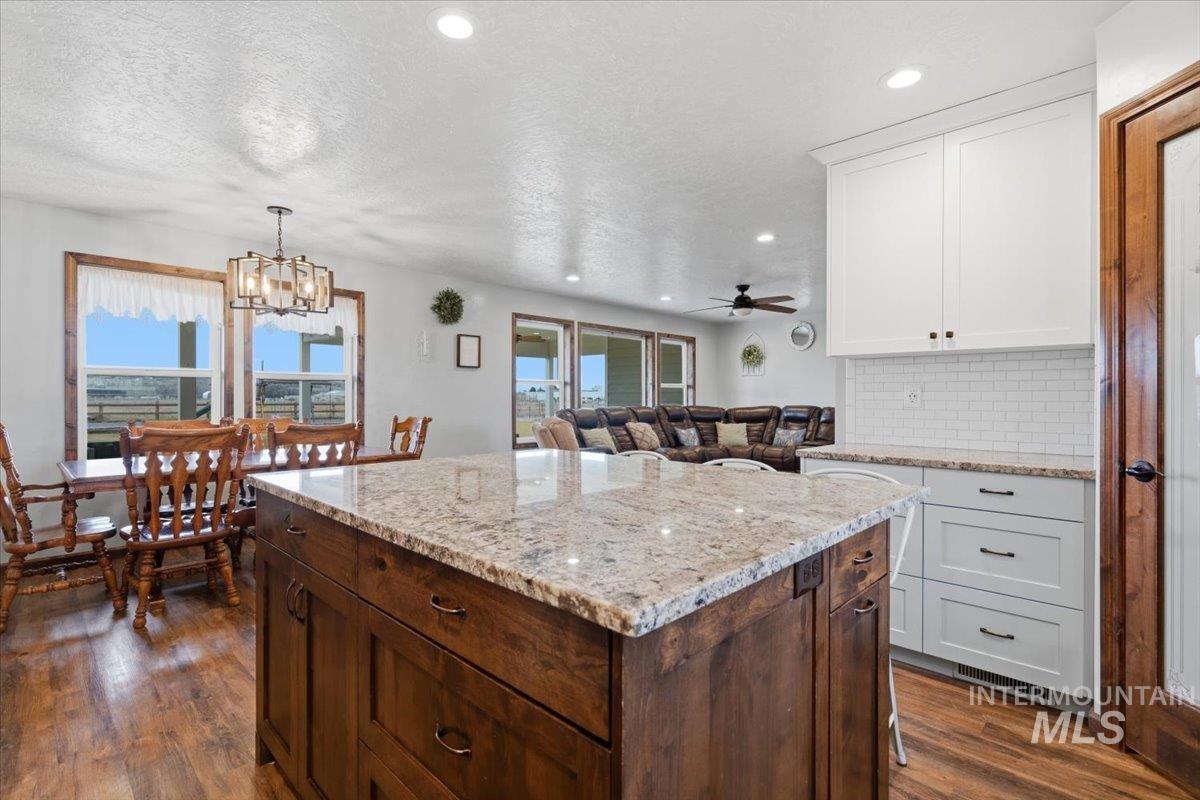 26453 Ustick Rd, Wilder, Idaho 83676, 3 Bedrooms, 2.5 Bathrooms, Residential For Sale, Price $599,000,MLS 98976034