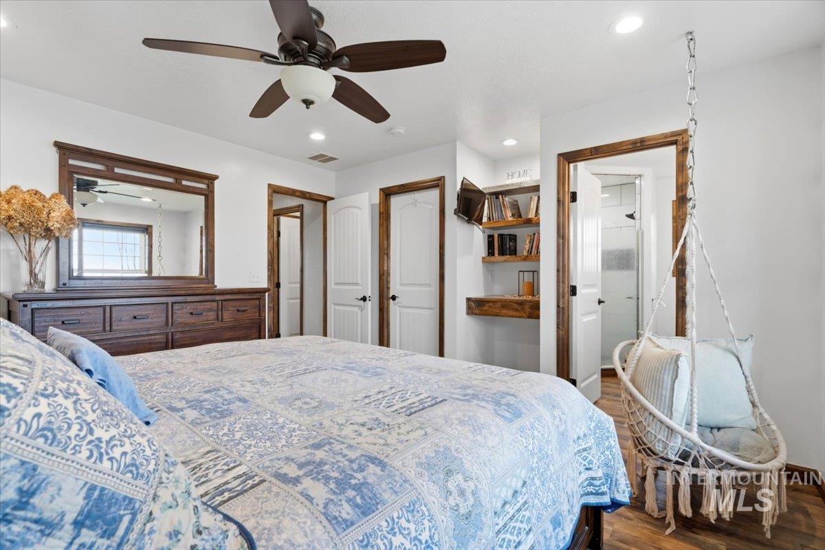 26453 Ustick Rd, Wilder, Idaho 83676, 3 Bedrooms, 2.5 Bathrooms, Residential For Sale, Price $599,000,MLS 98976034