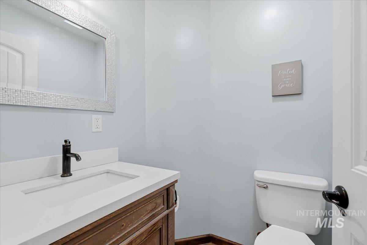 26453 Ustick Rd, Wilder, Idaho 83676, 3 Bedrooms, 2.5 Bathrooms, Residential For Sale, Price $599,000,MLS 98976034