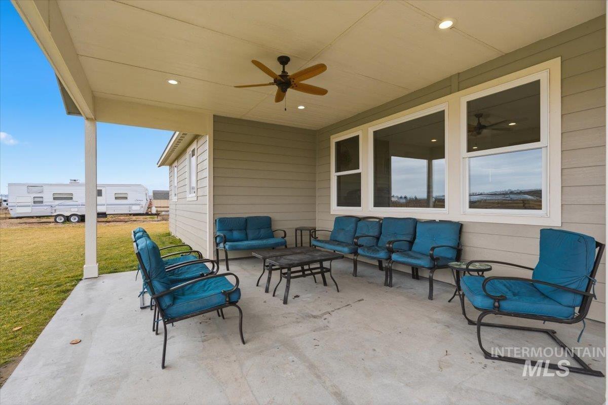 26453 Ustick Rd, Wilder, Idaho 83676, 3 Bedrooms, 2.5 Bathrooms, Residential For Sale, Price $599,000,MLS 98976034