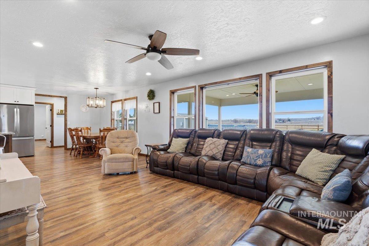 26453 Ustick Rd, Wilder, Idaho 83676, 3 Bedrooms, 2.5 Bathrooms, Residential For Sale, Price $599,000,MLS 98976034