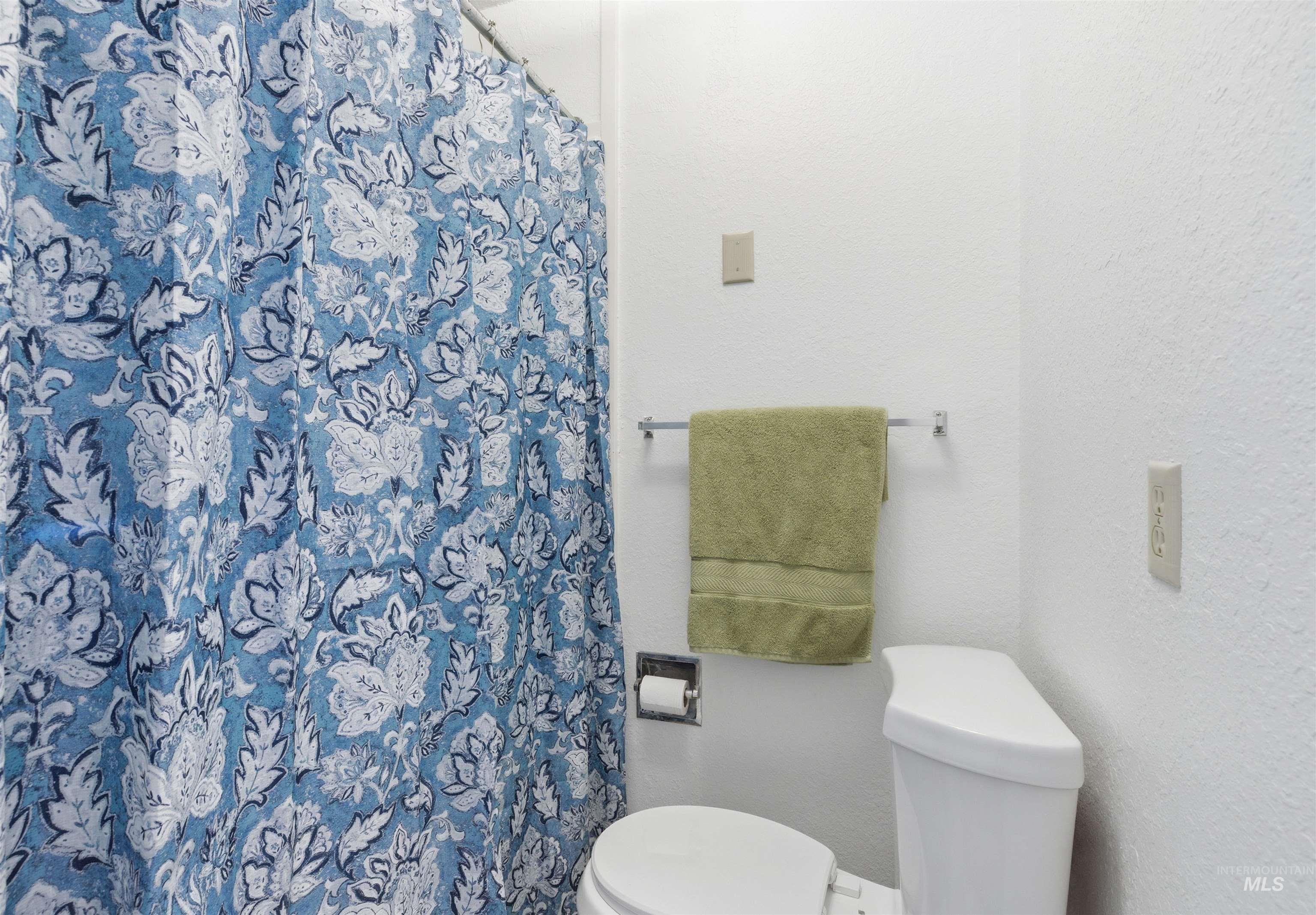 248 N Asbury, Moscow, Idaho 83843, 2 Bedrooms, 1 Bathroom, Residential Income For Sale, Price $600,000, 98976037