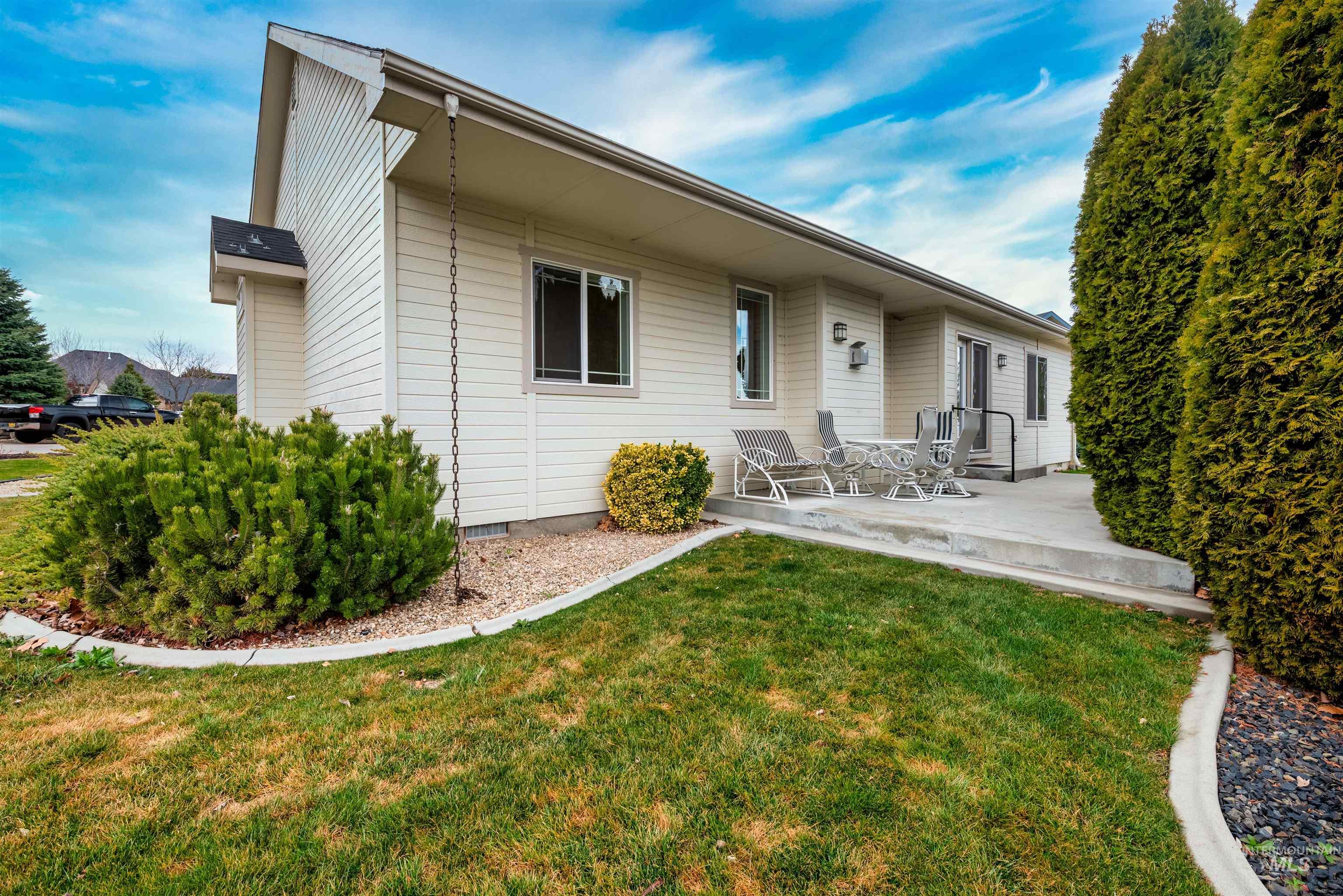 3620 E Sunrise Rim Ct, Nampa, Idaho 83686, 3 Bedrooms, 2 Bathrooms, Residential For Sale, Price $409,900, 98976038