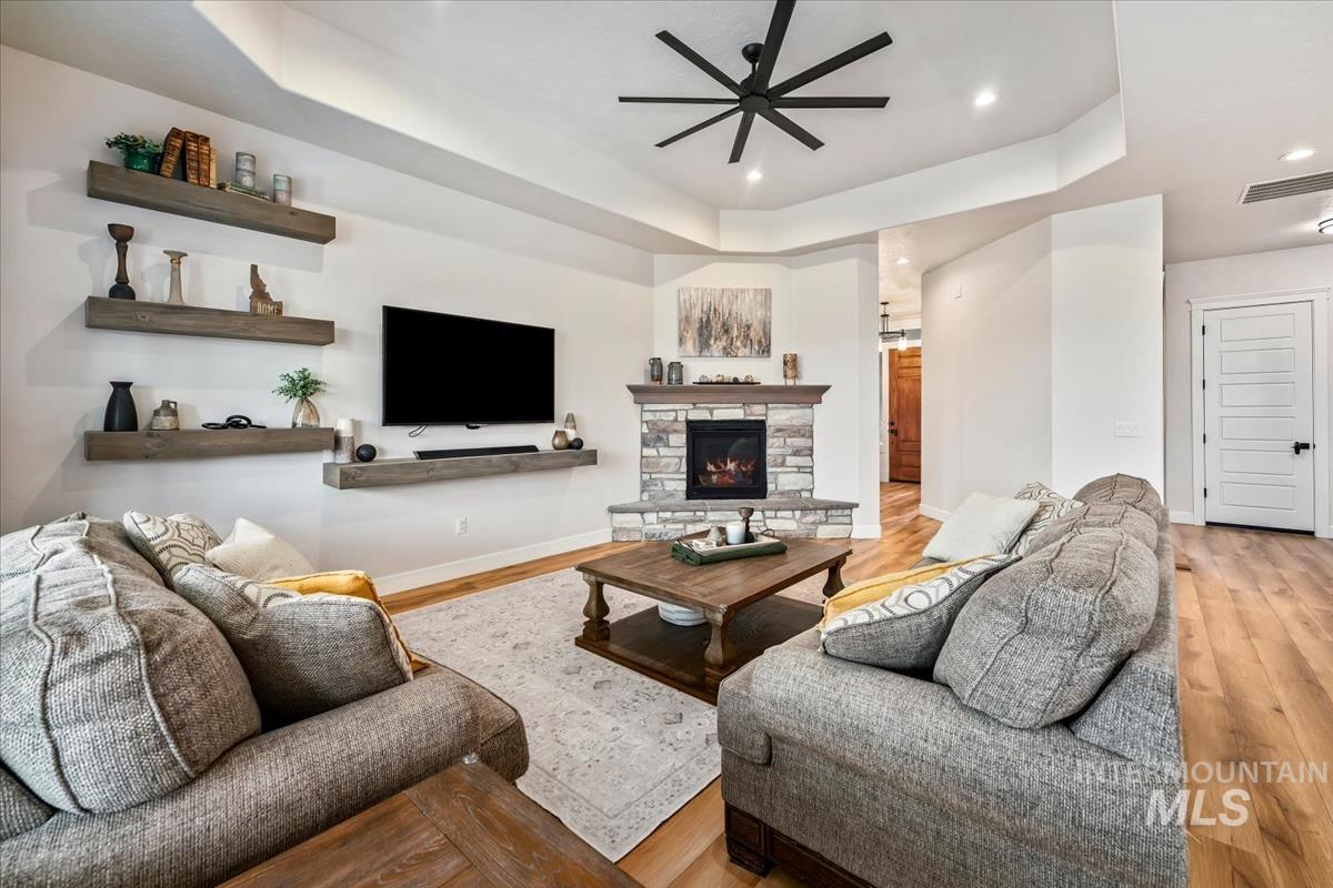 8921 E Lavender Dr, Nampa, Idaho 83687, 3 Bedrooms, 2.5 Bathrooms, Residential For Sale, Price $735,000, 98976039