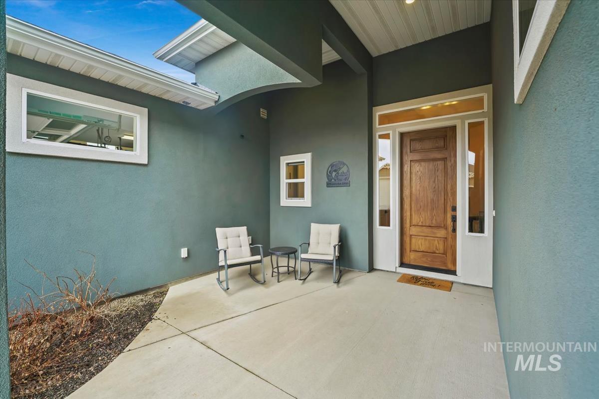 8921 E Lavender Dr, Nampa, Idaho 83687, 3 Bedrooms, 2.5 Bathrooms, Residential For Sale, Price $735,000, 98976039