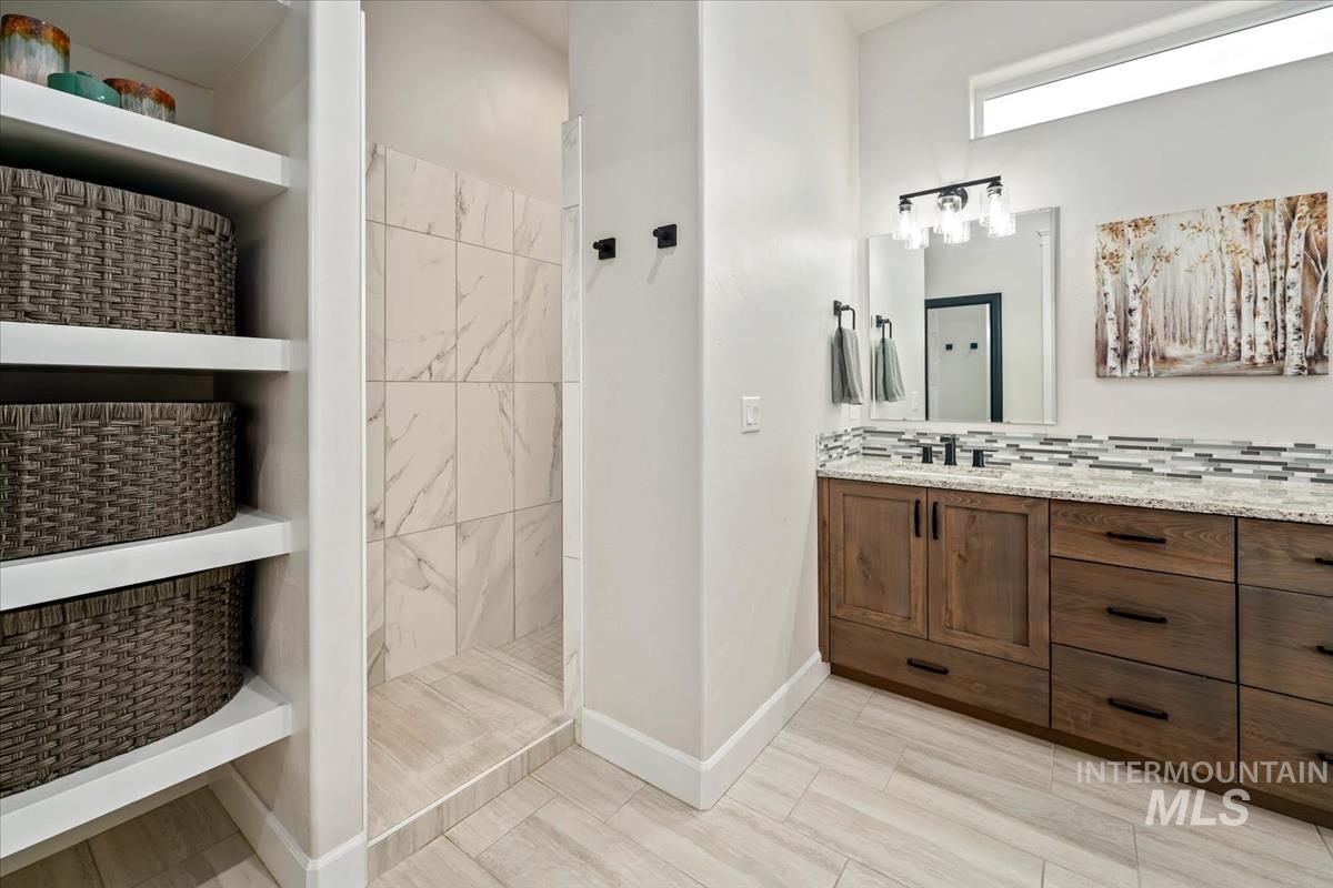 8921 E Lavender Dr, Nampa, Idaho 83687, 3 Bedrooms, 2.5 Bathrooms, Residential For Sale, Price $735,000, 98976039