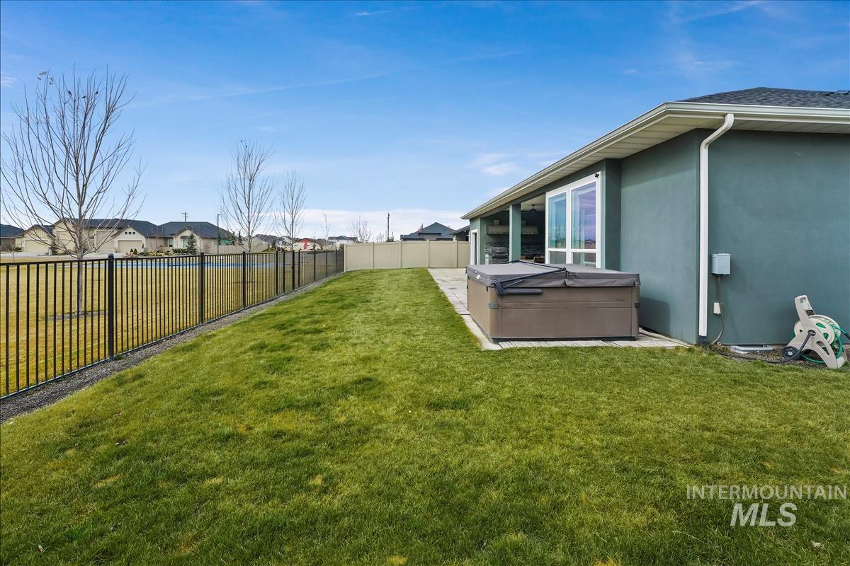 8921 E Lavender Dr, Nampa, Idaho 83687, 3 Bedrooms, 2.5 Bathrooms, Residential For Sale, Price $735,000, 98976039