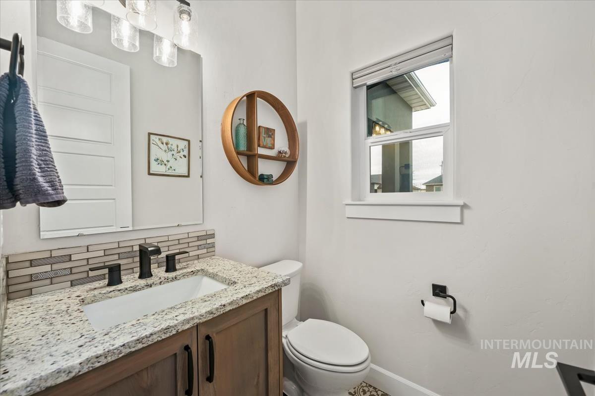 8921 E Lavender Dr, Nampa, Idaho 83687, 3 Bedrooms, 2.5 Bathrooms, Residential For Sale, Price $735,000, 98976039