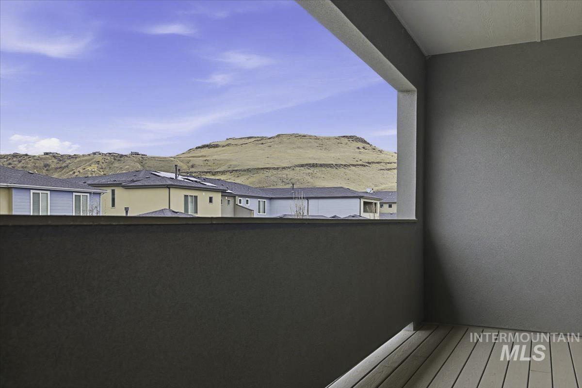 3353 S Old Hickory Way, Boise, Idaho 83716, 3 Bedrooms, 2.5 Bathrooms, Residential For Sale, Price $719,900, 98976040