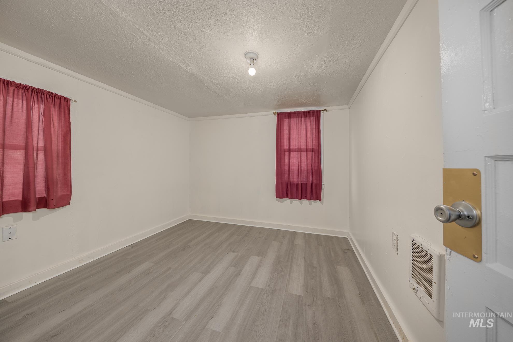 1569 NW 9th St, Ontario, Oregon 97914, 2 Bedrooms, 1 Bathroom, Residential For Sale, Price $225,000, 98976041