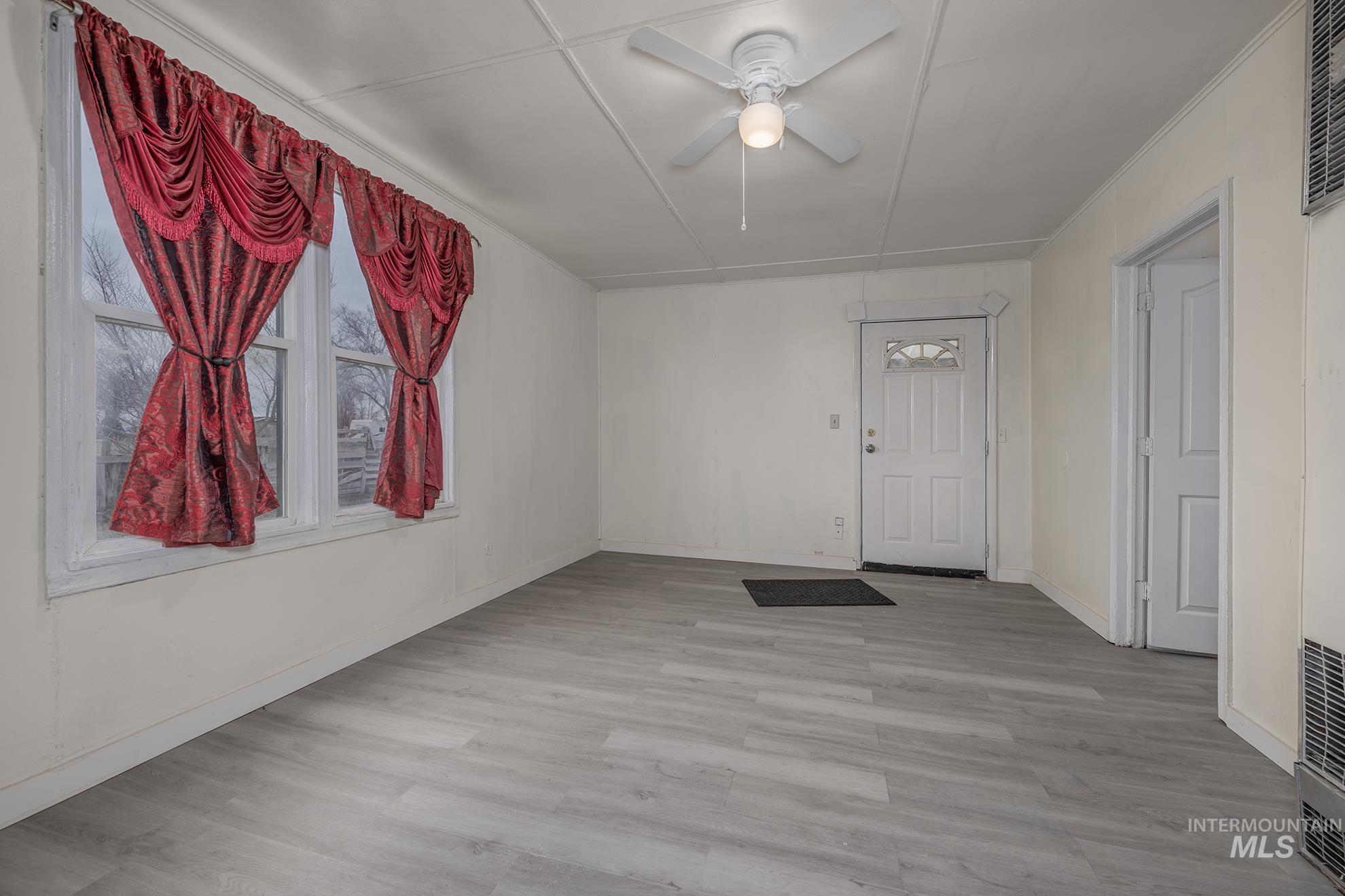 1569 NW 9th St, Ontario, Oregon 97914, 2 Bedrooms, 1 Bathroom, Residential For Sale, Price $225,000, 98976041